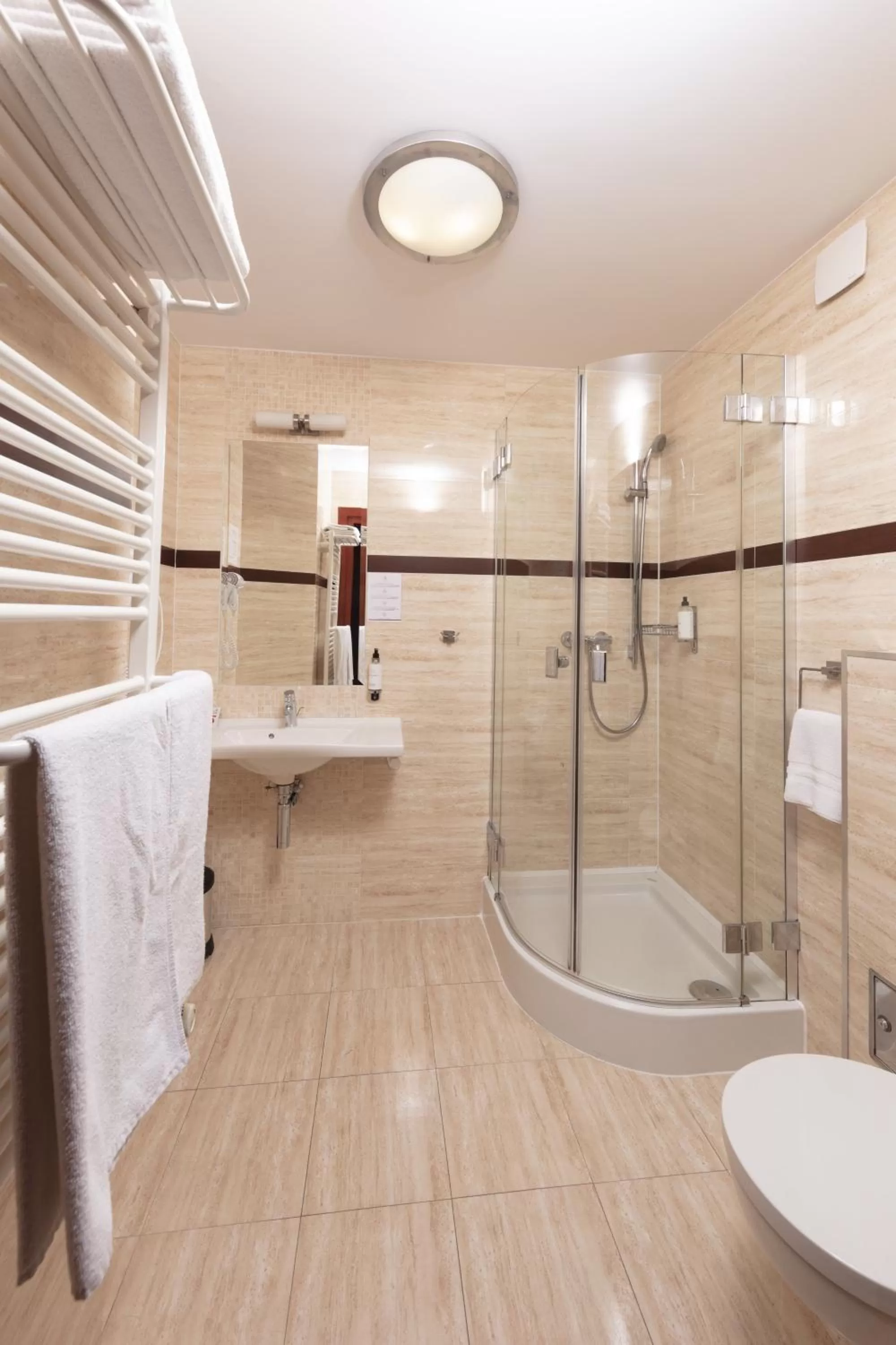 Bathroom in Hotel 1231