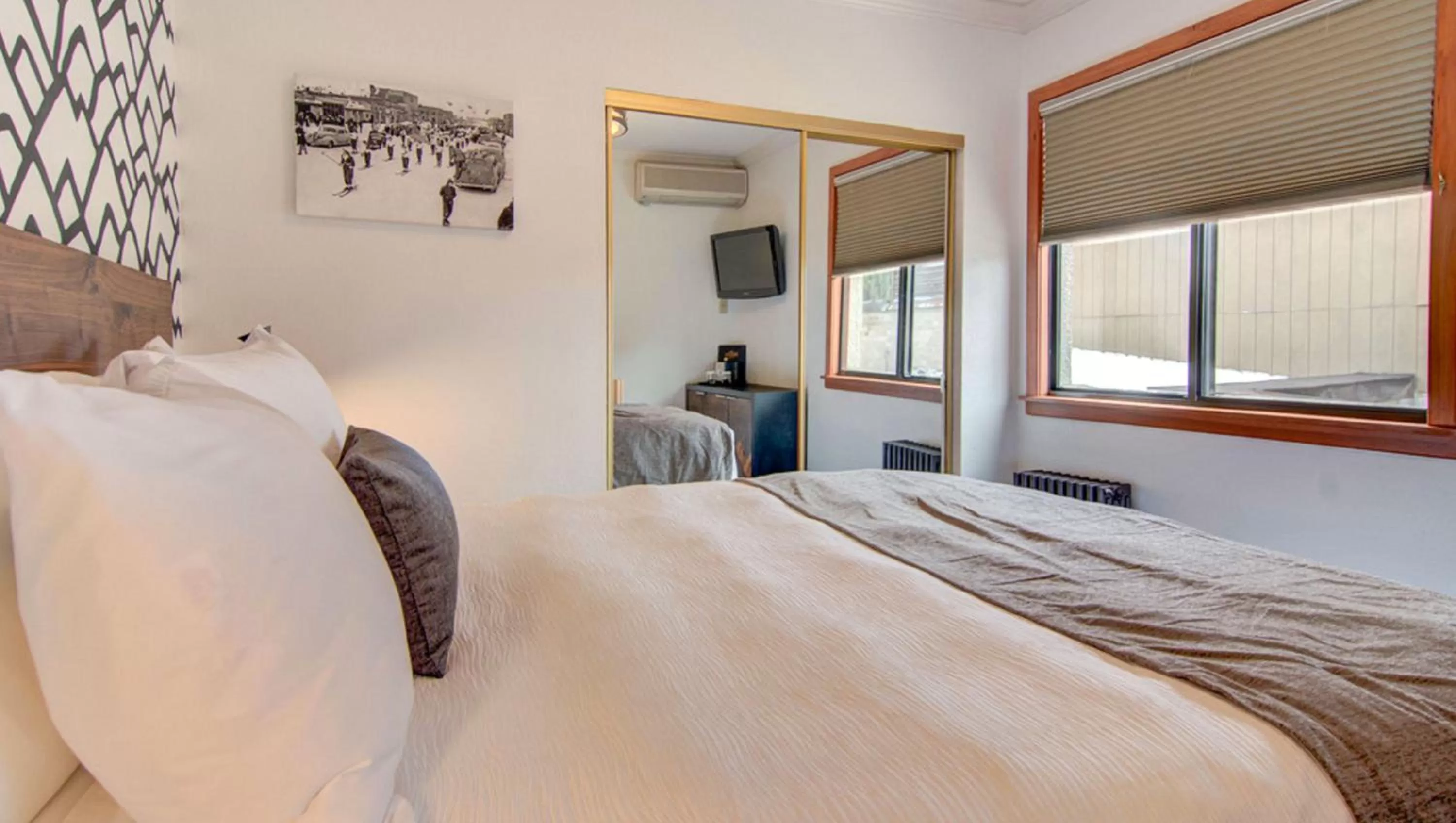 Bedroom, Bed in The Bristol Hotel