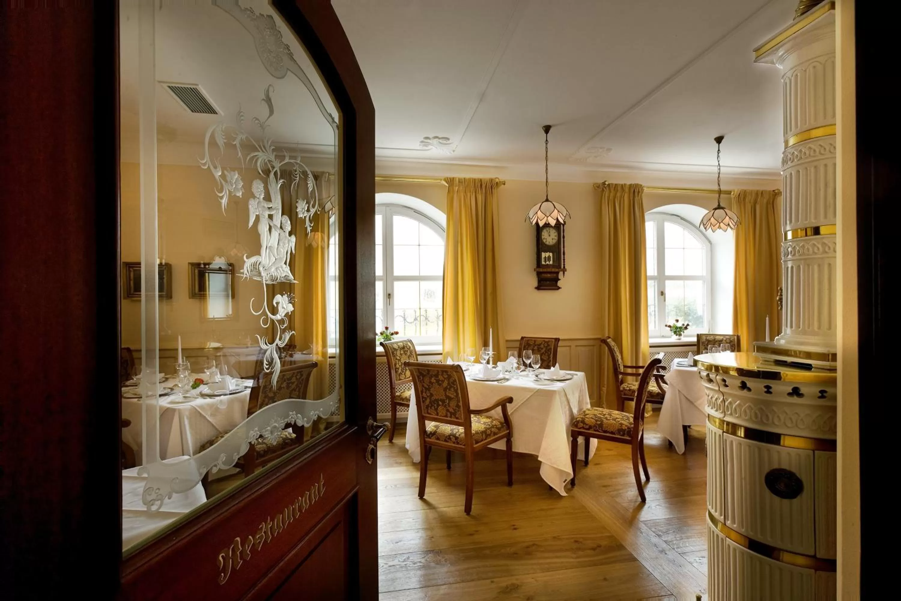 Restaurant/places to eat in Simones Hotel Fürstenhof