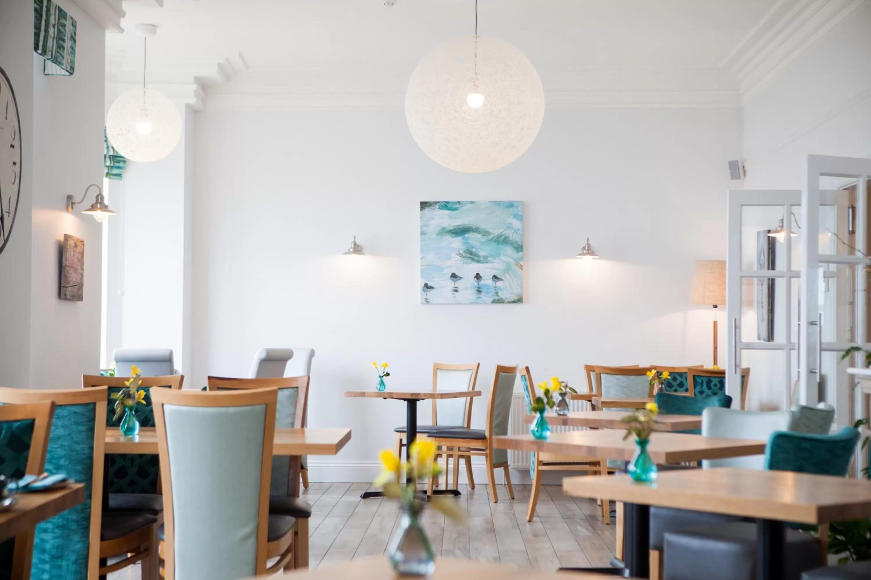 Lounge or bar in The Elizabeth