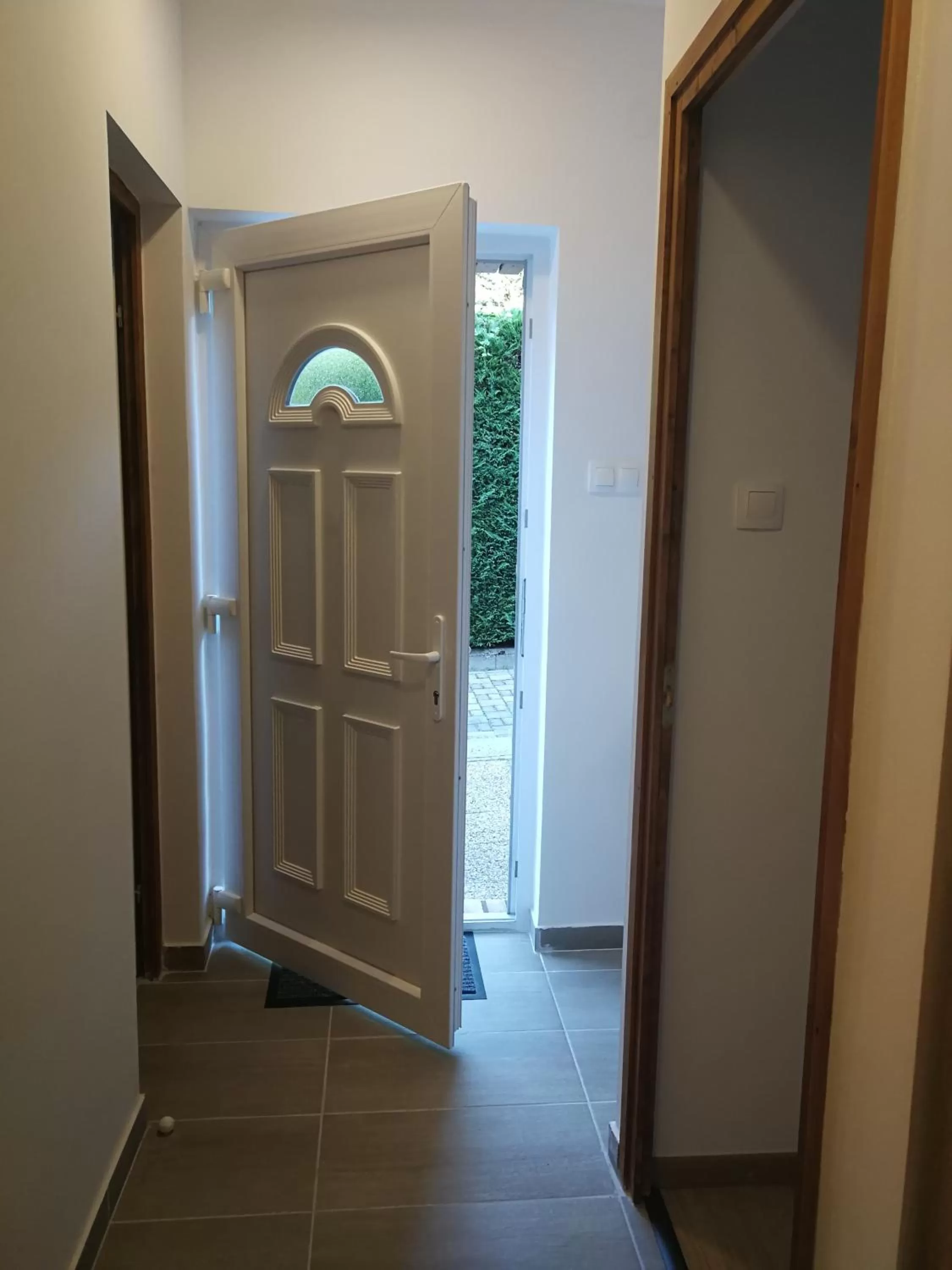 Facade/entrance in Lila Akác Vendégház Esztergom