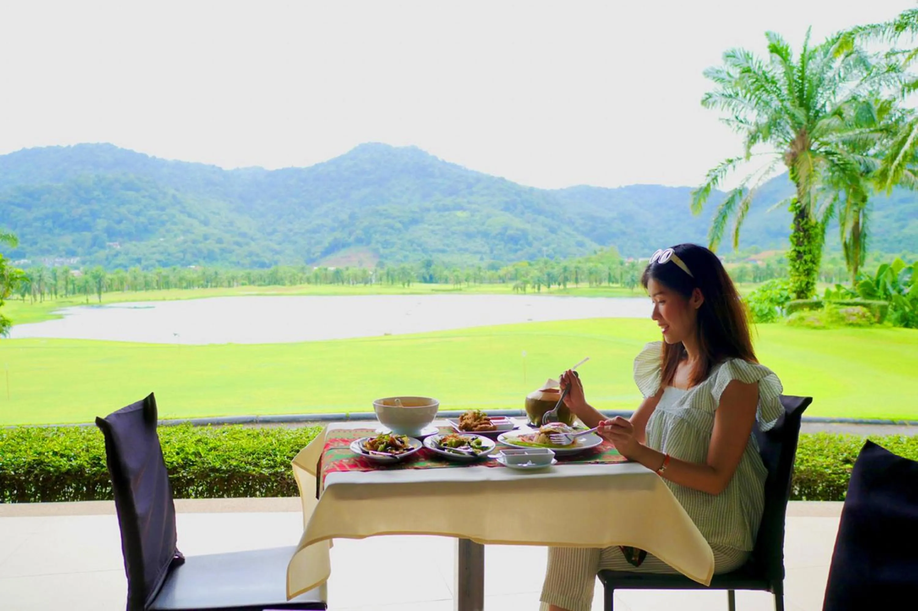 Restaurant/places to eat in Tinidee Golf Resort Phuket