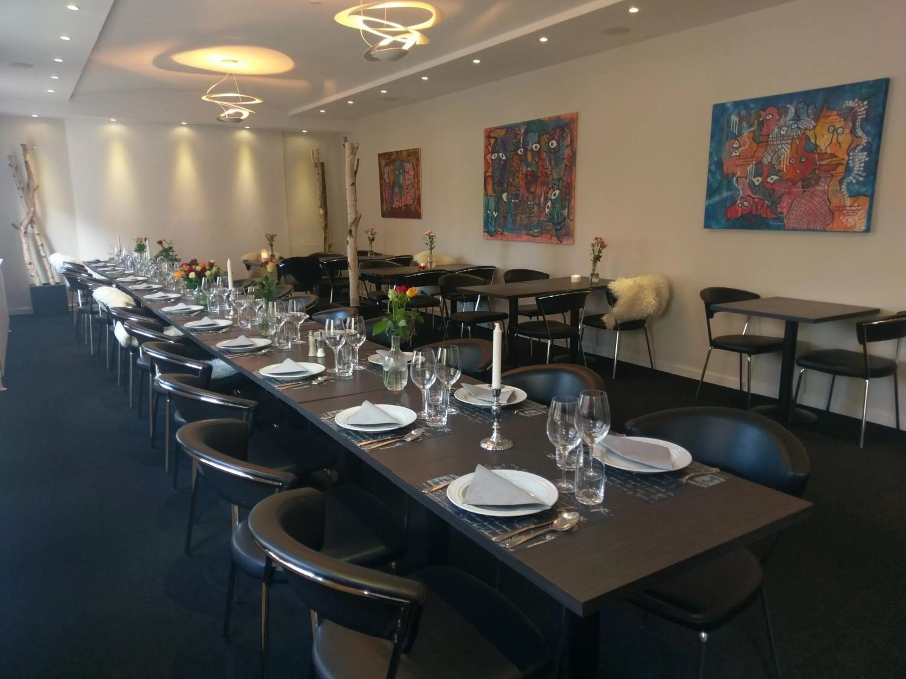 Restaurant/places to eat in Kanns Hotel