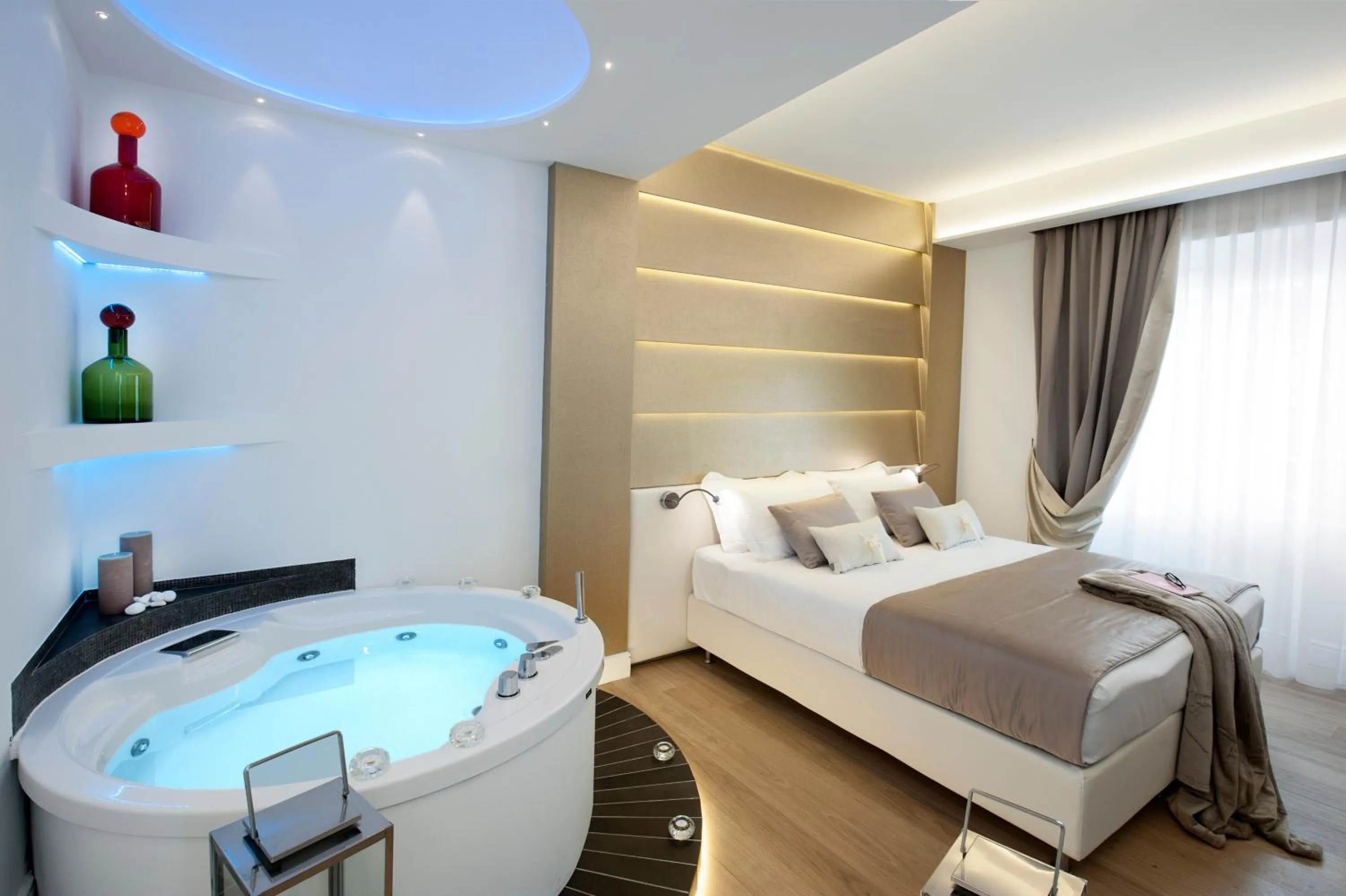 Other, Bed in Vatican Style