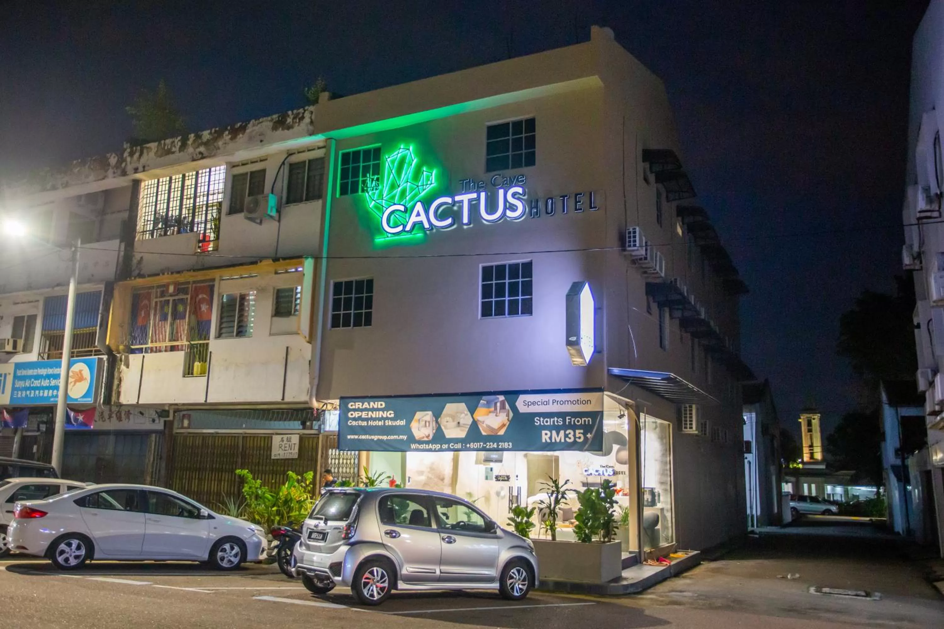 Property Building in The Cave By Cactus Hotel Skudai