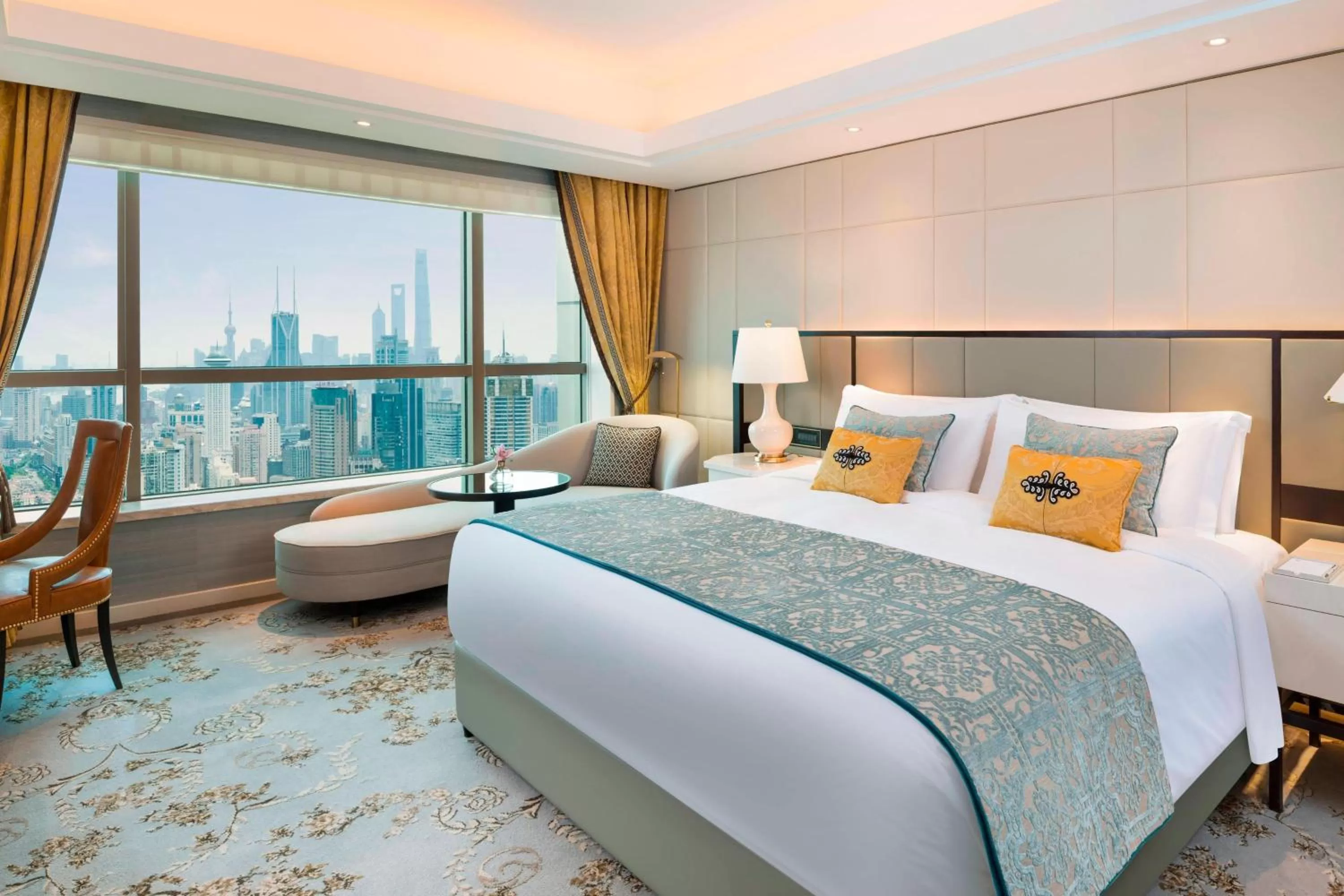 Photo of the whole room, Bed in The St Regis Shanghai Jingan