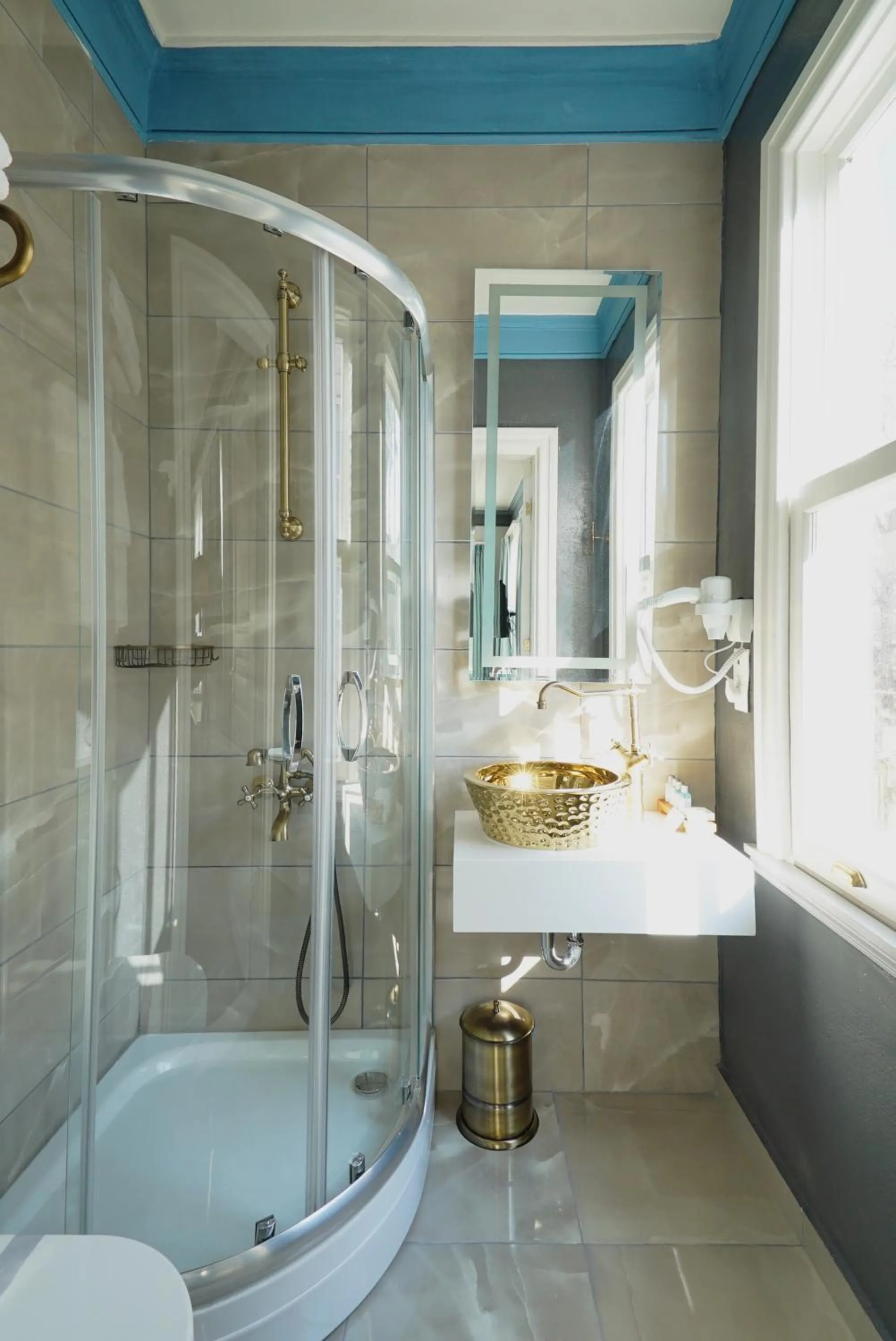 Bathroom in Best Pasaport Pier Otel Kadıköy