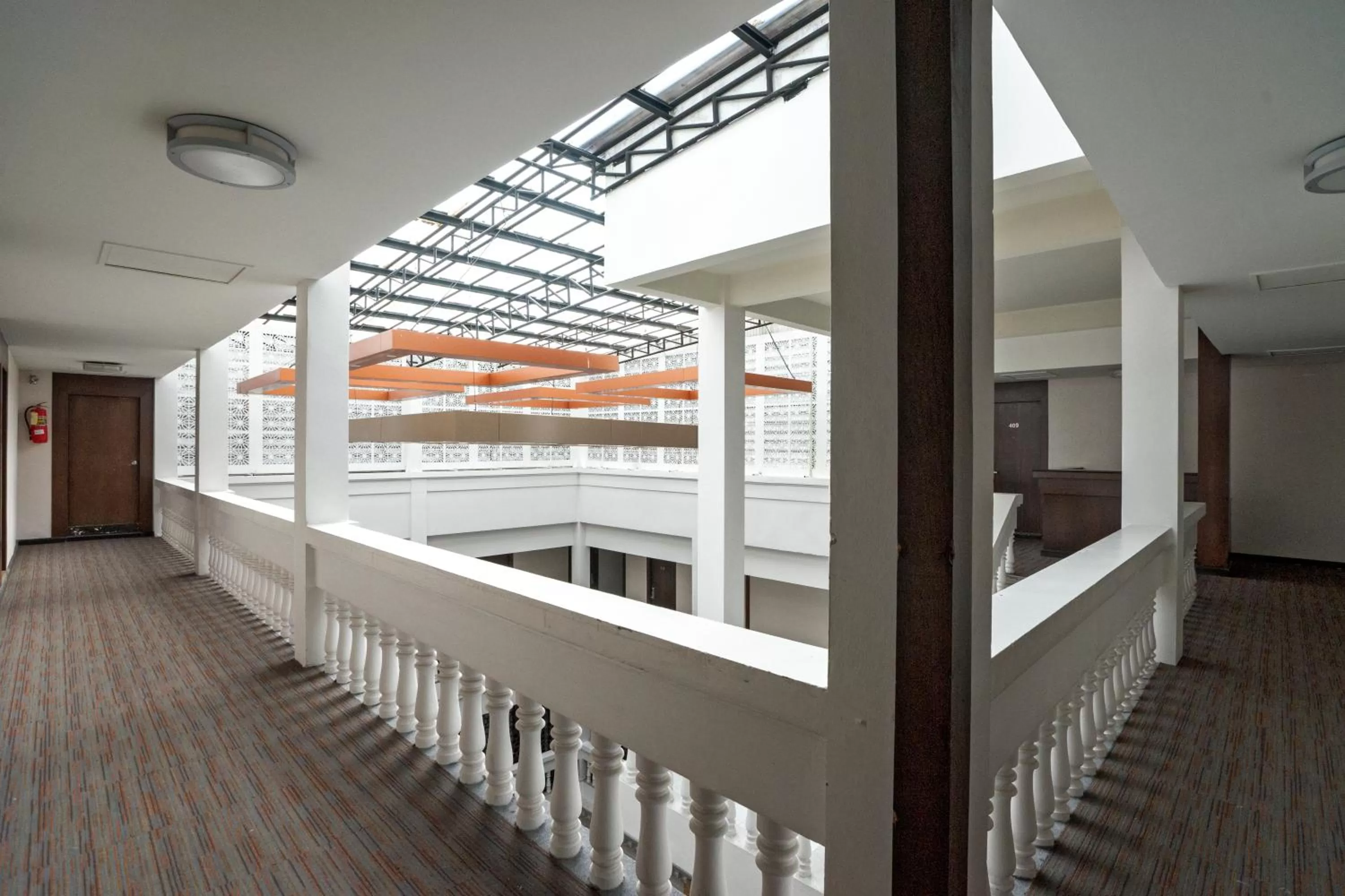 Kiss Gardenhome Chic Hotel