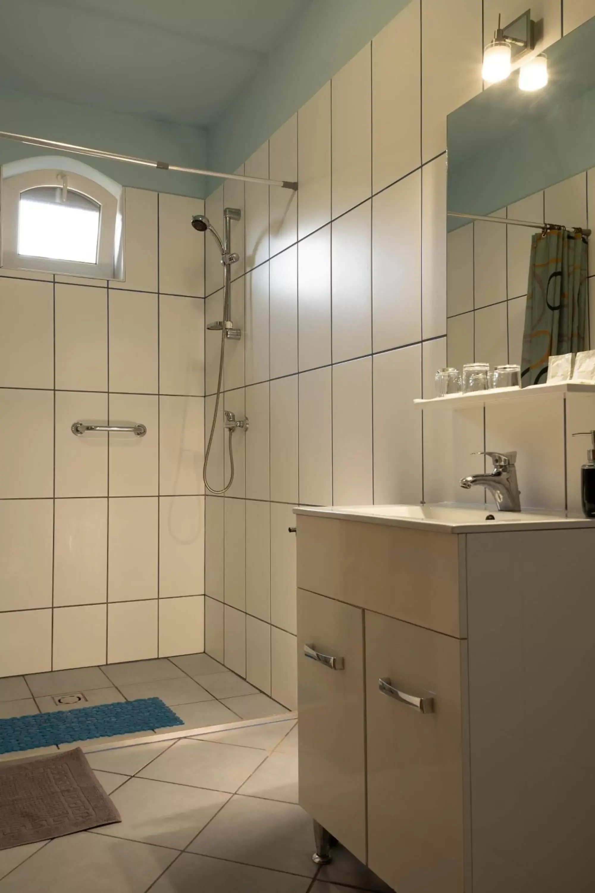 Twin Room with Lake View - single occupancy in Garden Vendégház Makó Twin Room with Lake View - single occupancy in Garden Vendégház Makó