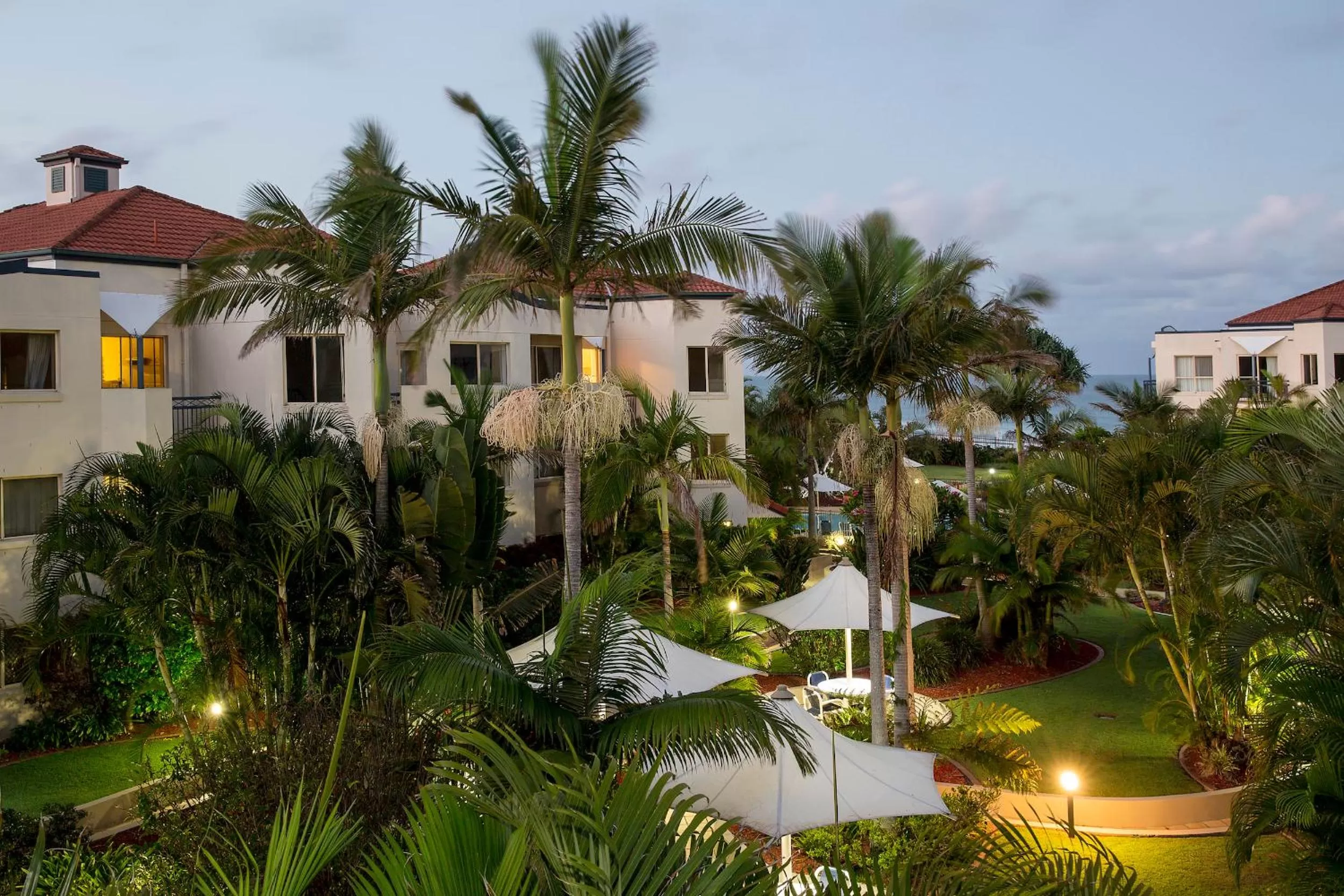 Property building in Golden Riviera Absolute Beachfront Resort