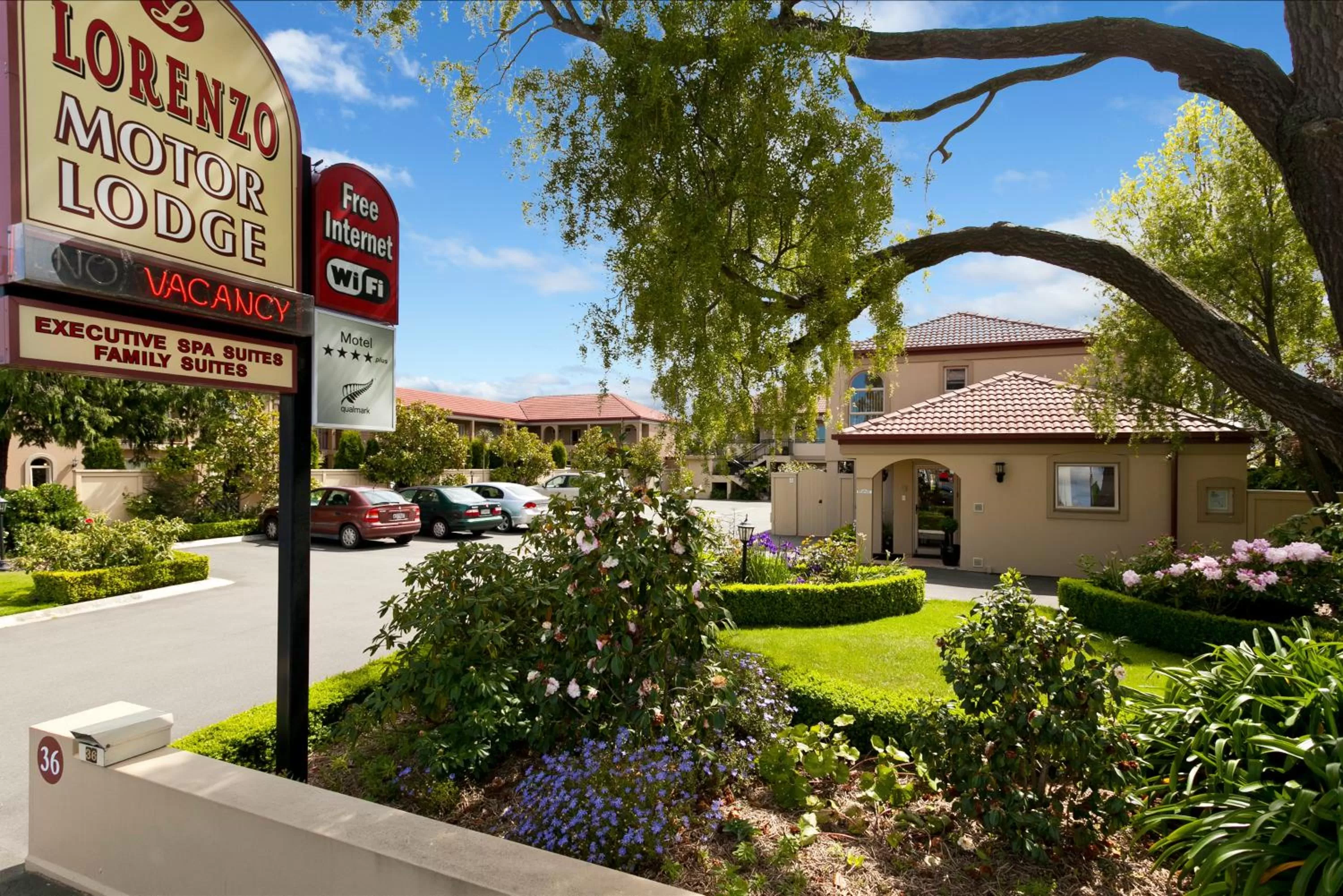 Property building in Lorenzo Motor Lodge