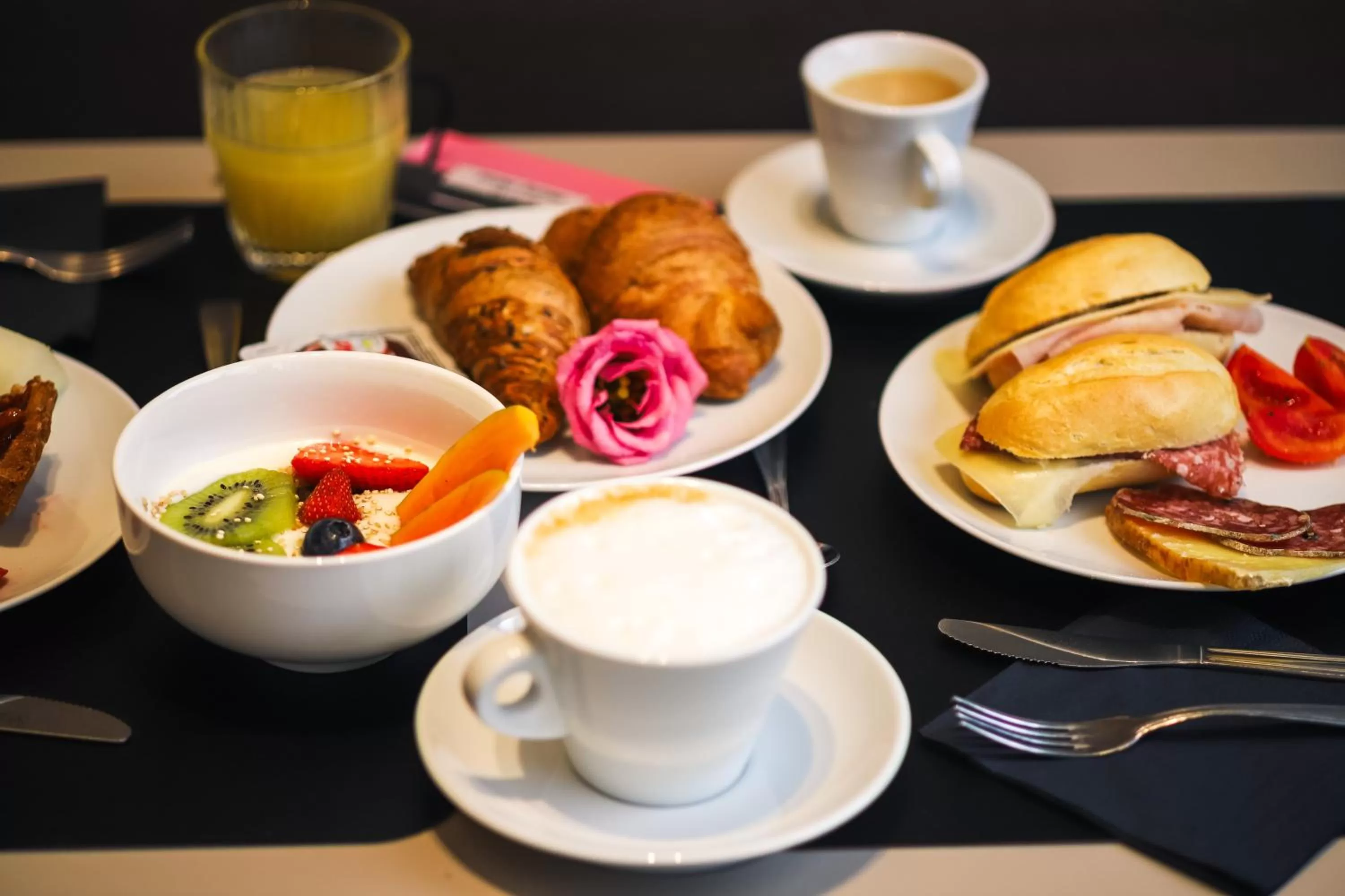 Breakfast in Hotel Astoria