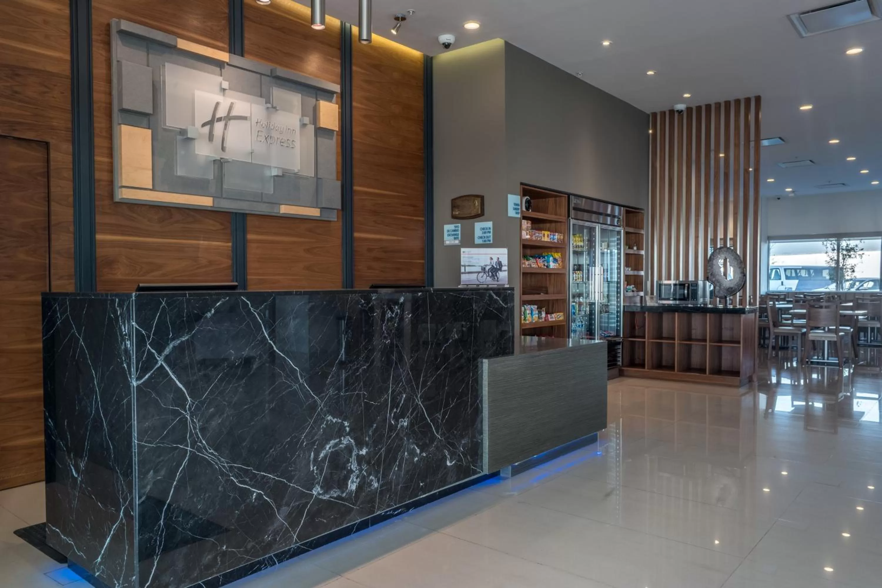 Property building in Holiday Inn Express & Suites Silao Aeropuerto Terminal by IHG