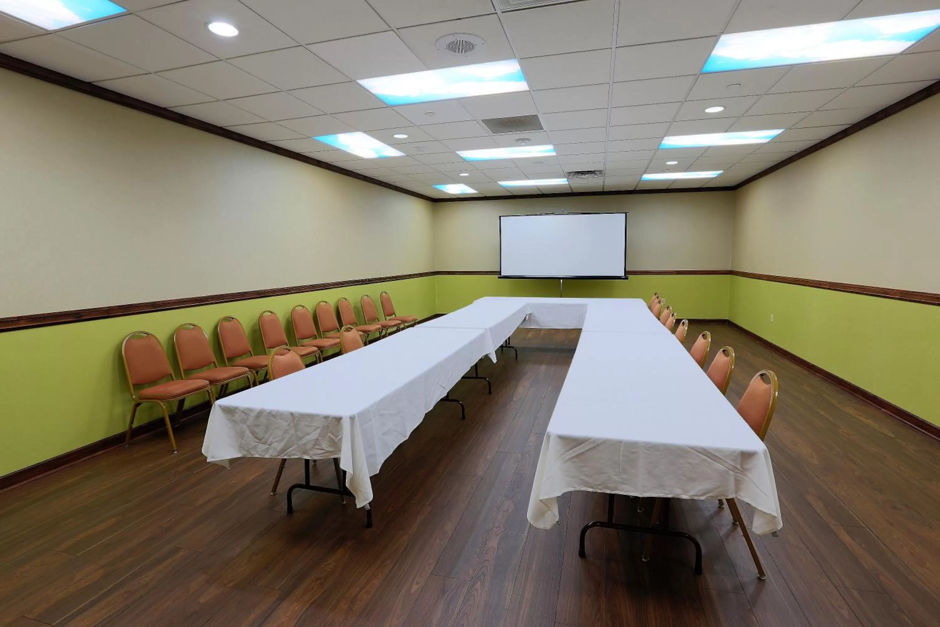 Banquet/Function facilities in Wyndham Garden Kenosha Harborside