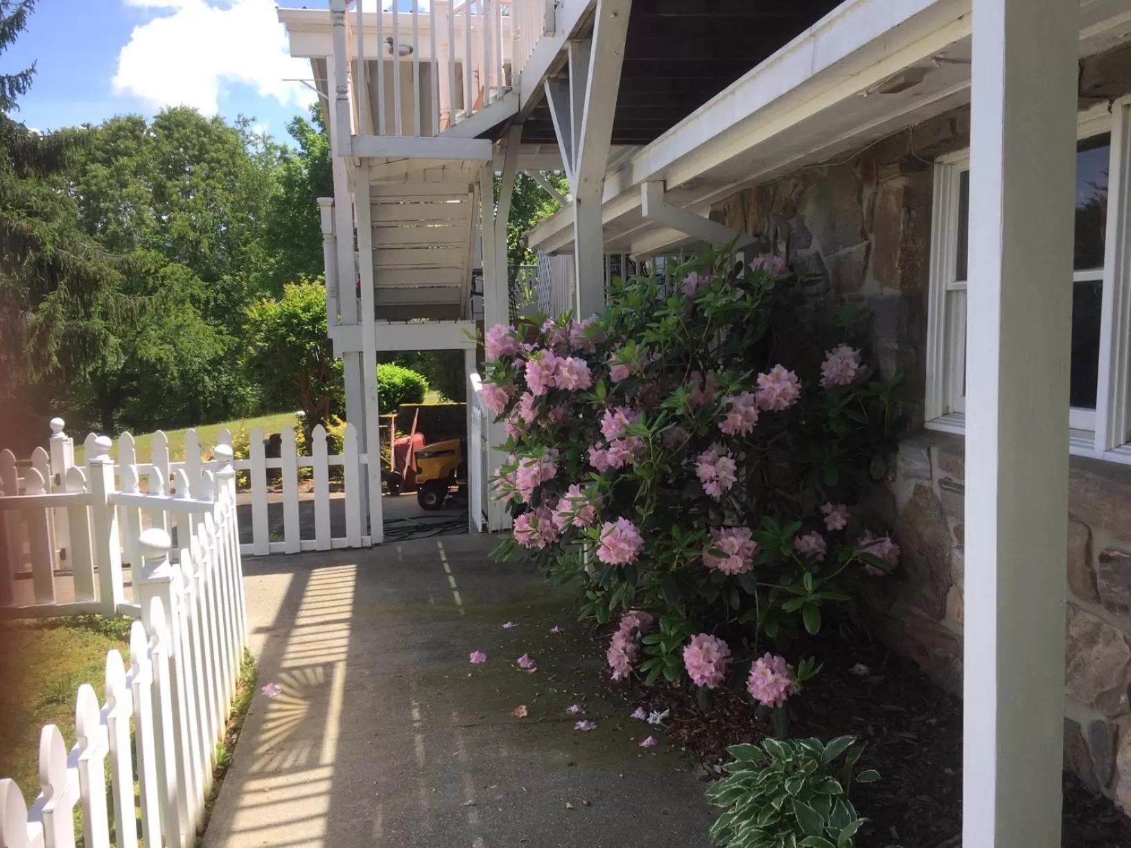 Facade/entrance in Hidden Valley B&B