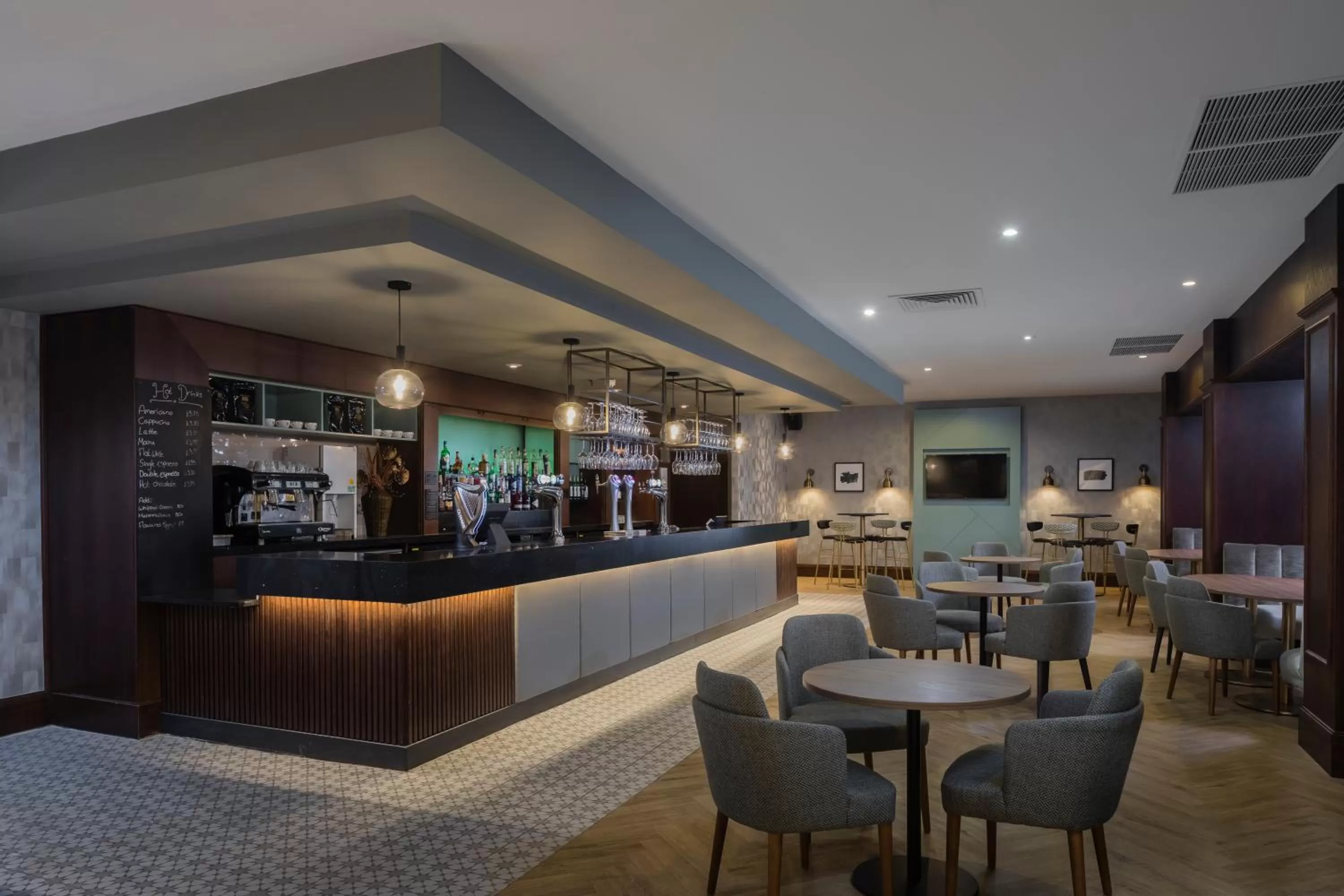 Lounge or bar in Ashford International Hotel & Spa