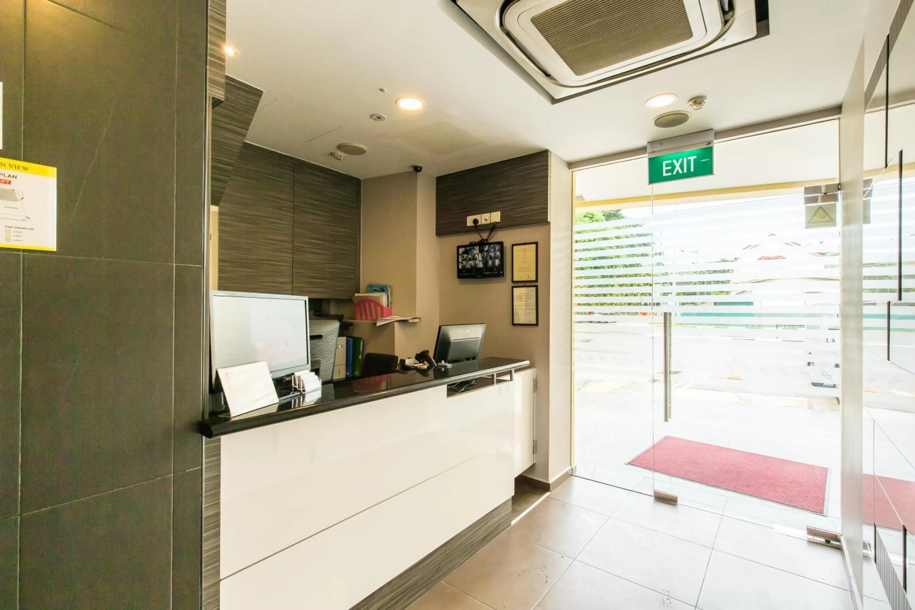 Lobby or reception in Fragrance Hotel - Ocean View