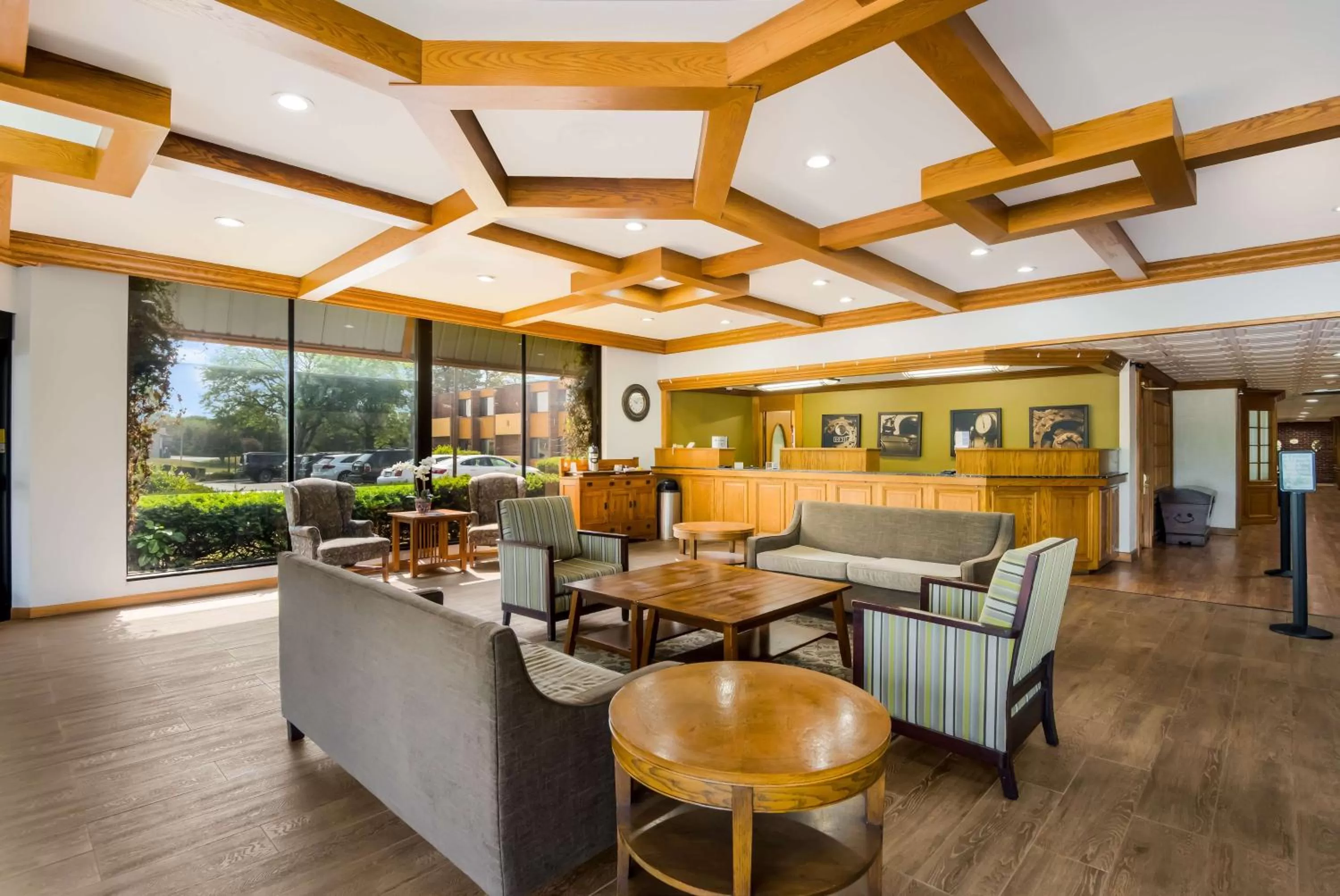 Lobby or reception in Best Western Prairie Inn & Conference Center