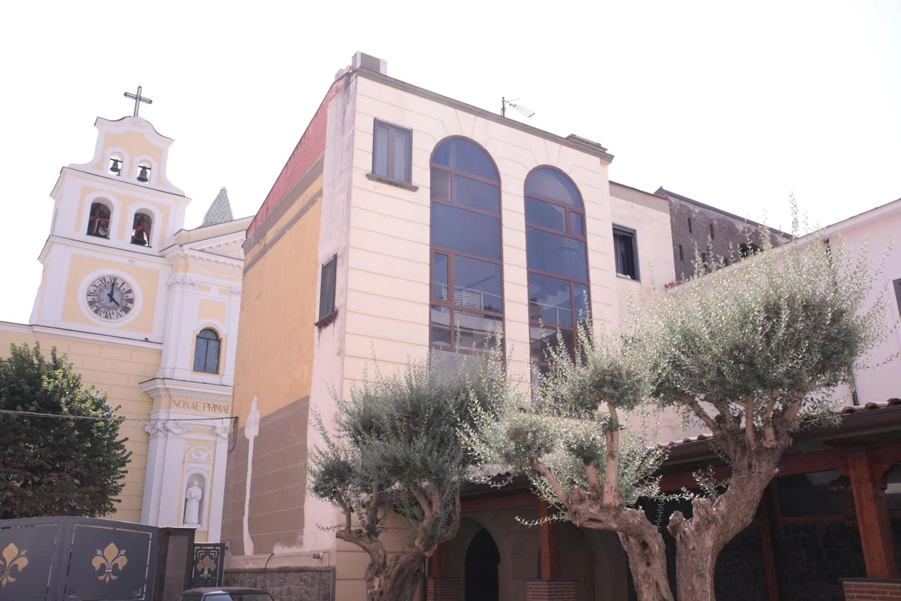 Property building in Palazzo Caracciolo del Sole