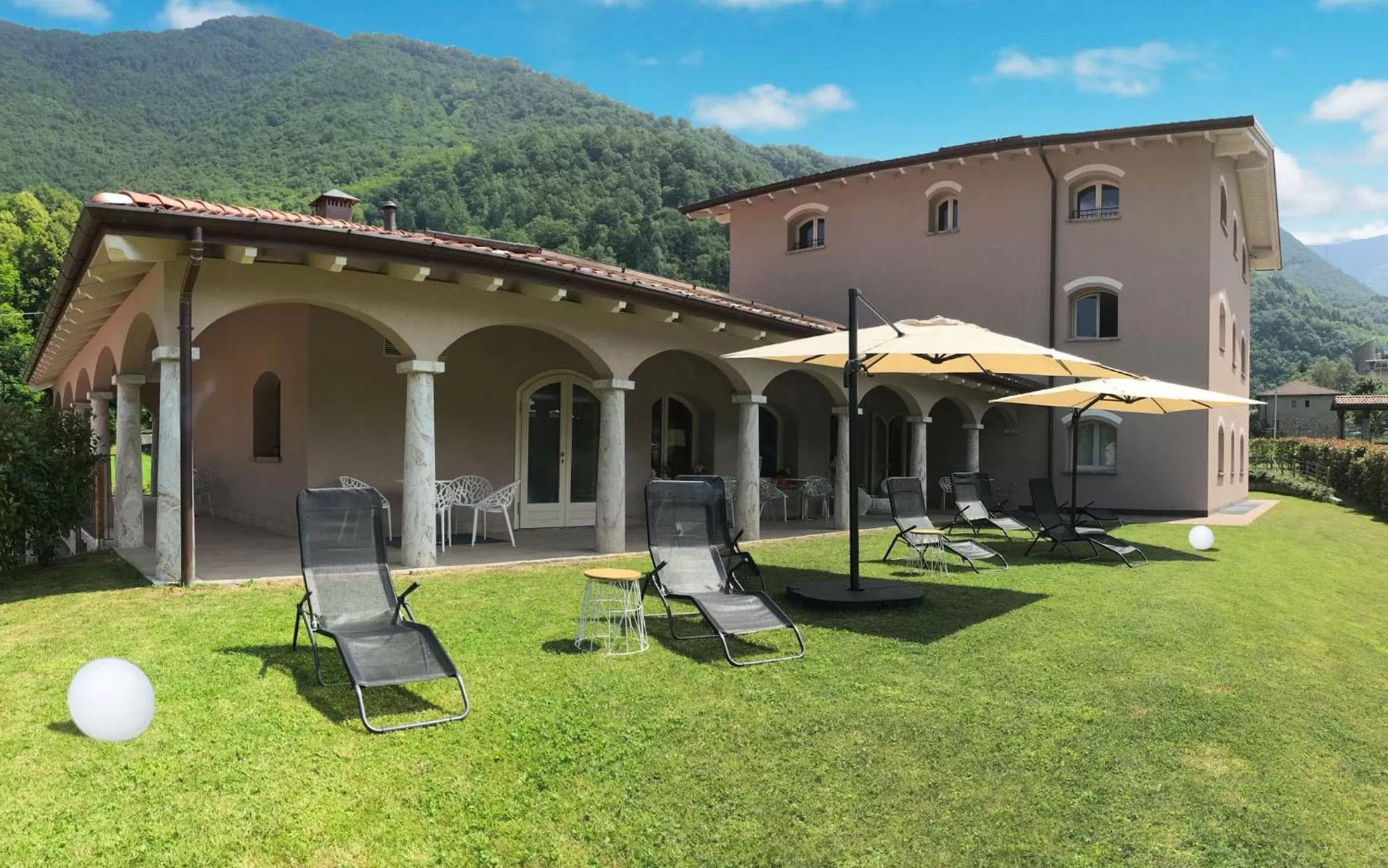 Property building in Bianco Hotel