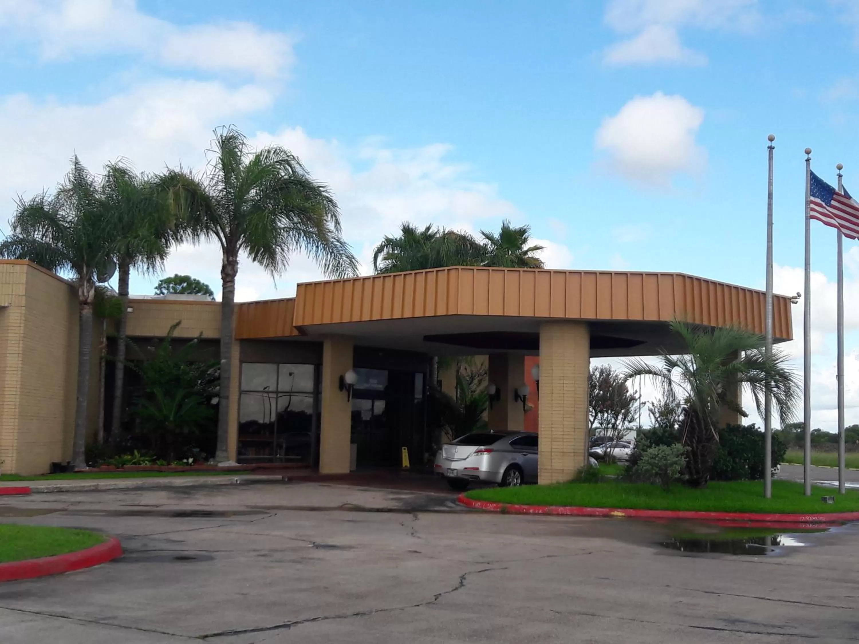 Facade/entrance, Property Building in Americas Best Value Inn & Suites-Texas City/La Marque
