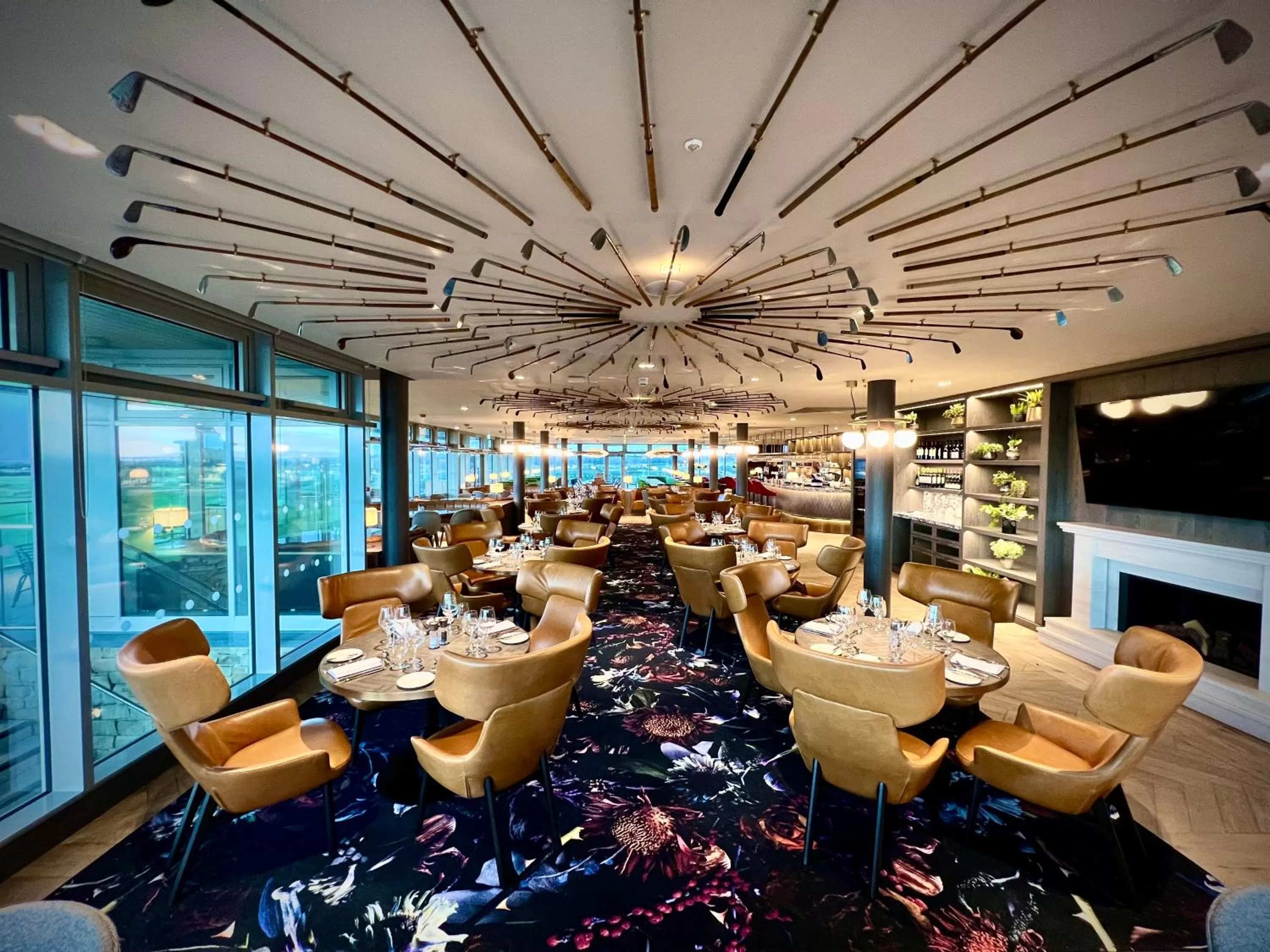 Restaurant/Places to Eat in Dundonald Links