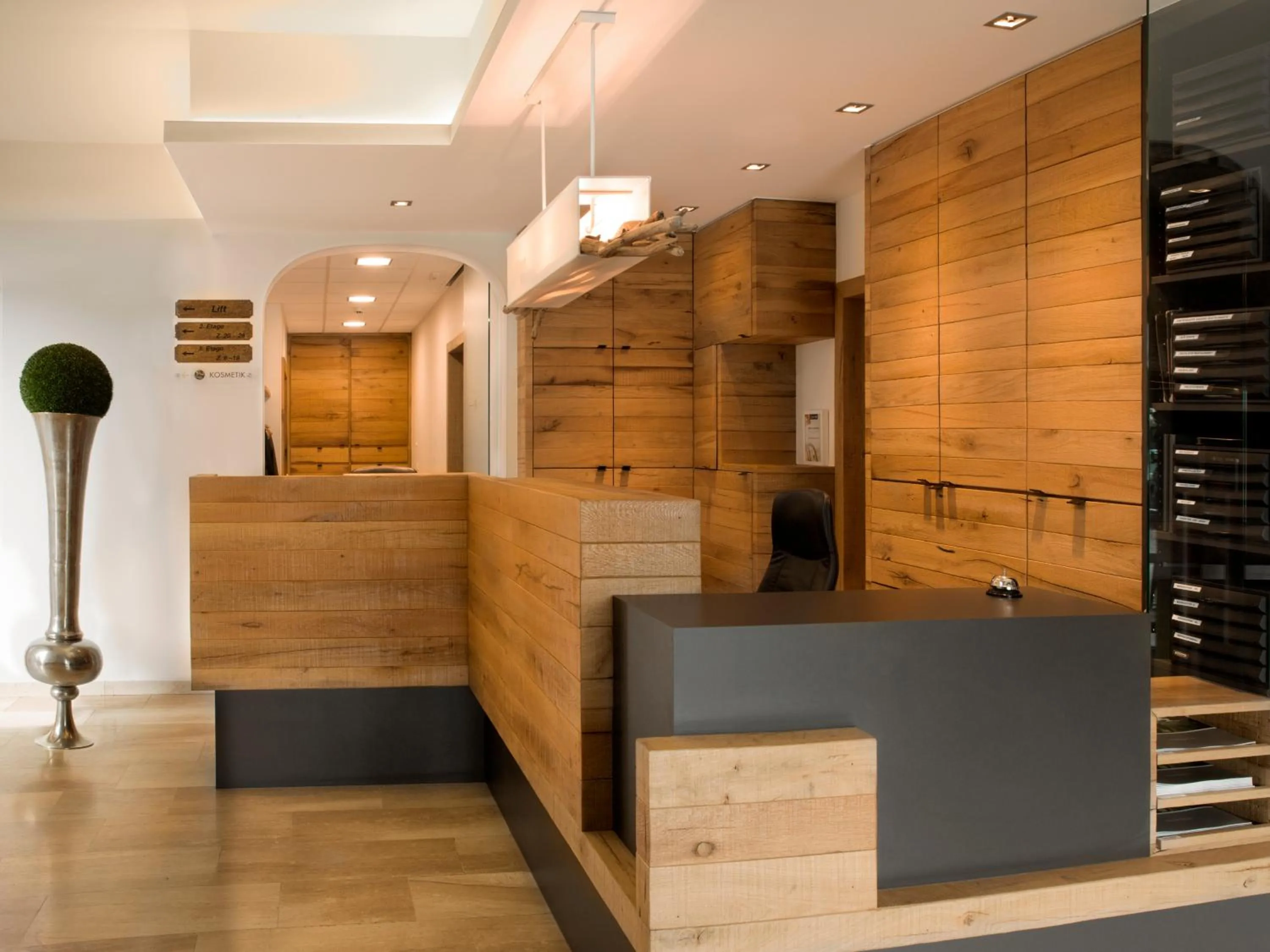 Lobby or reception in Hotel Bütgenbacher Hof