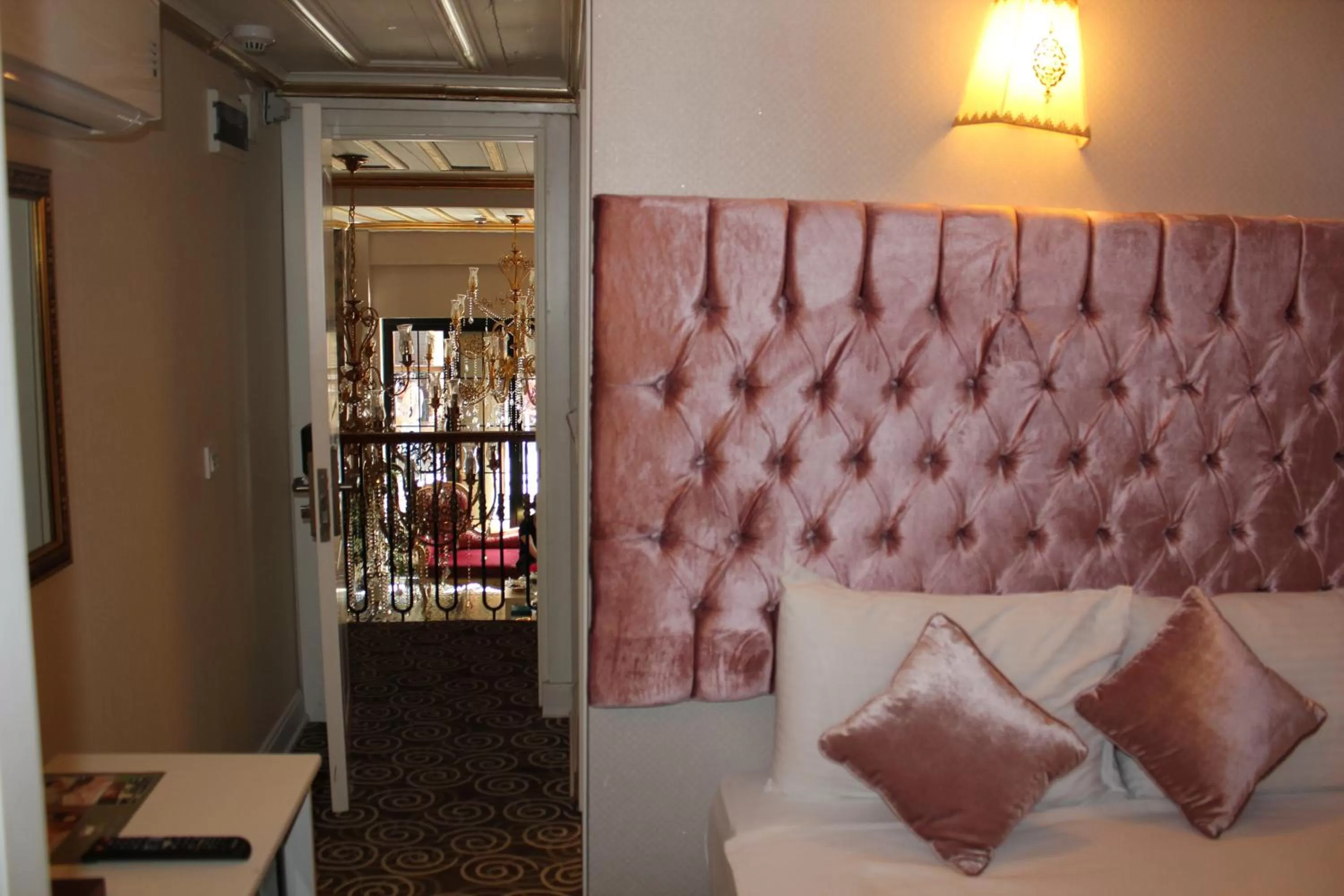 Photo of the whole room, Bed in Diamond Royal Hotel