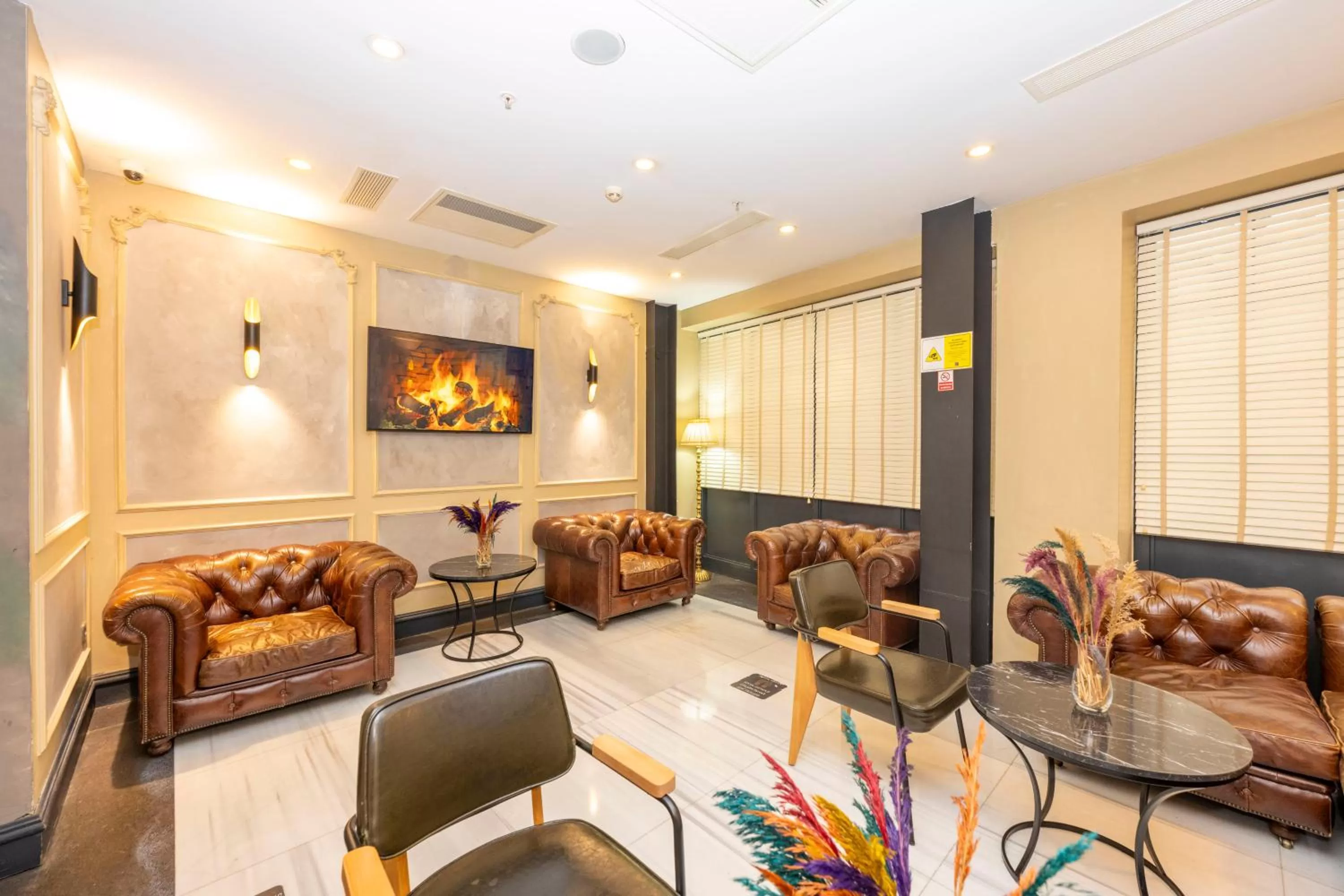 TV and multimedia in Premist Hotels Taksim