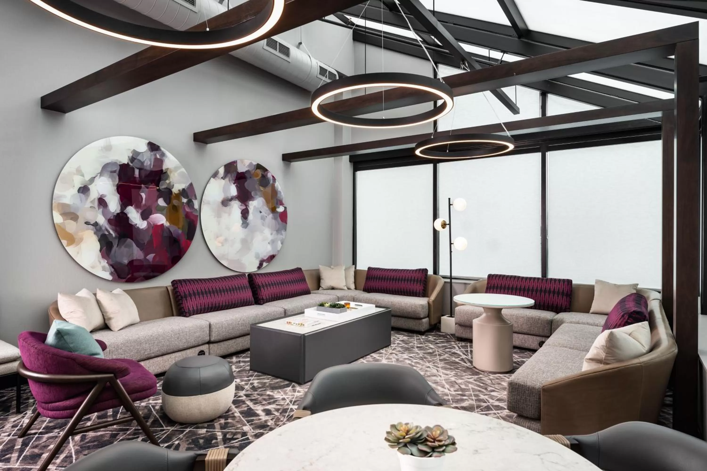 Lounge or bar in Sheraton Gateway Hotel in Toronto International Airport