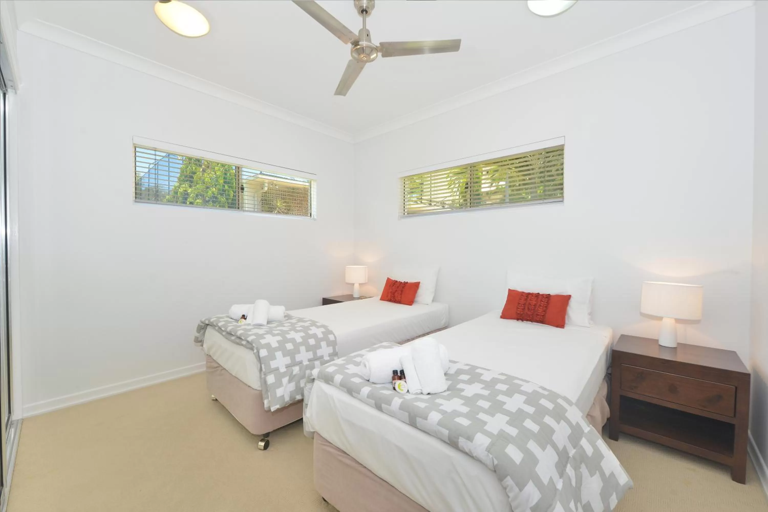 Bed in Bellevue At Trinity Beach