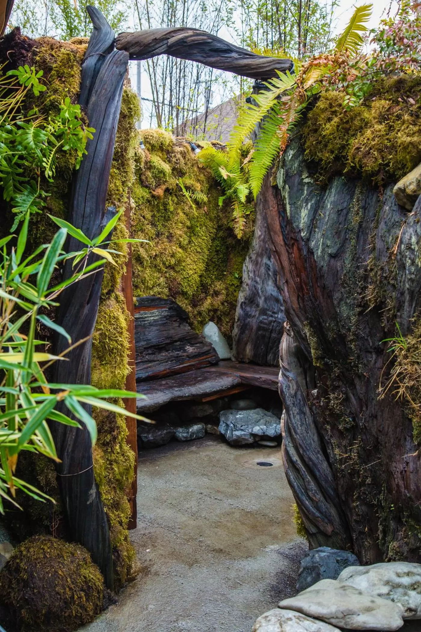 Hot Tub in The Front Porch Hidden Oasis