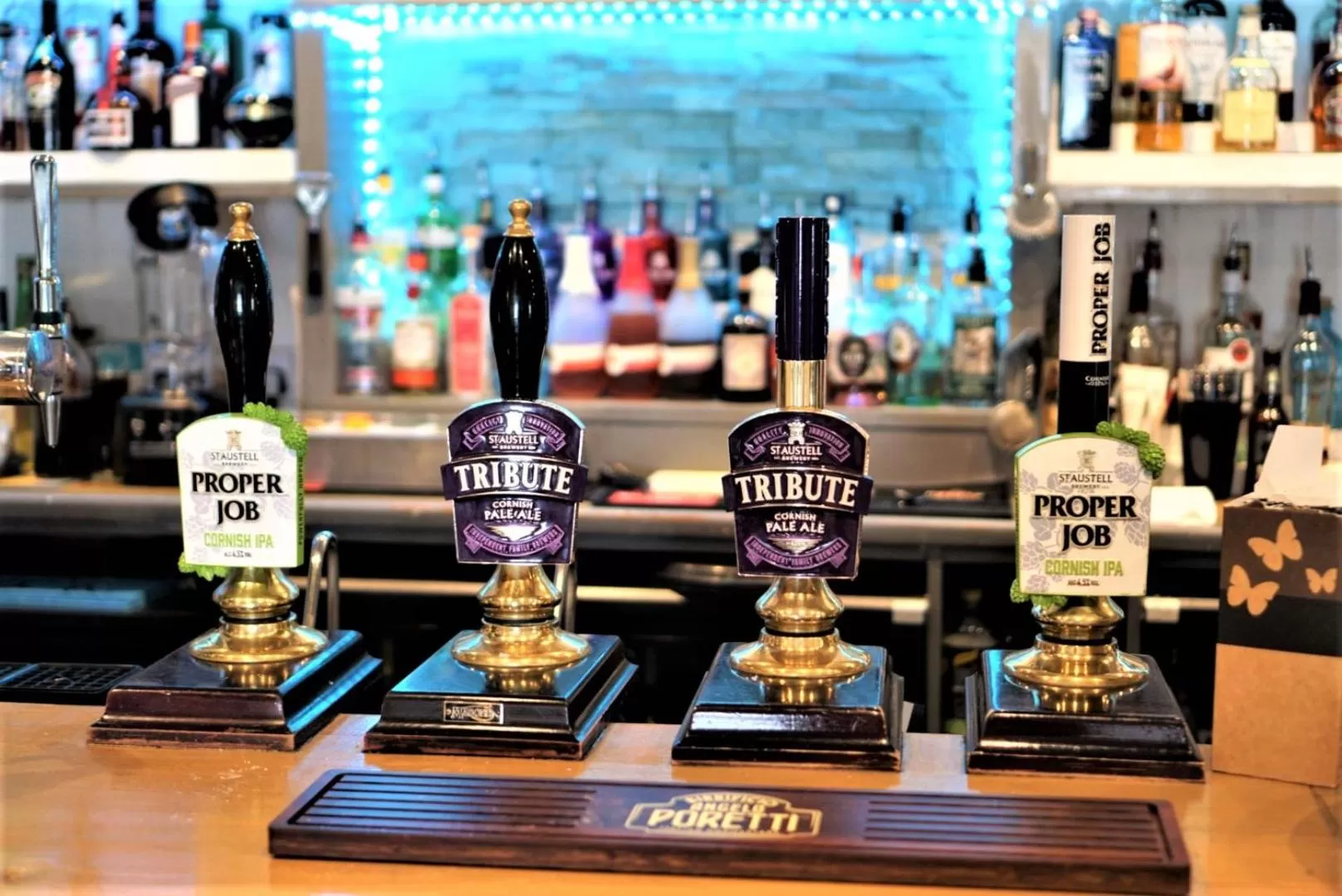 Restaurant/places to eat in Molesworth Arms