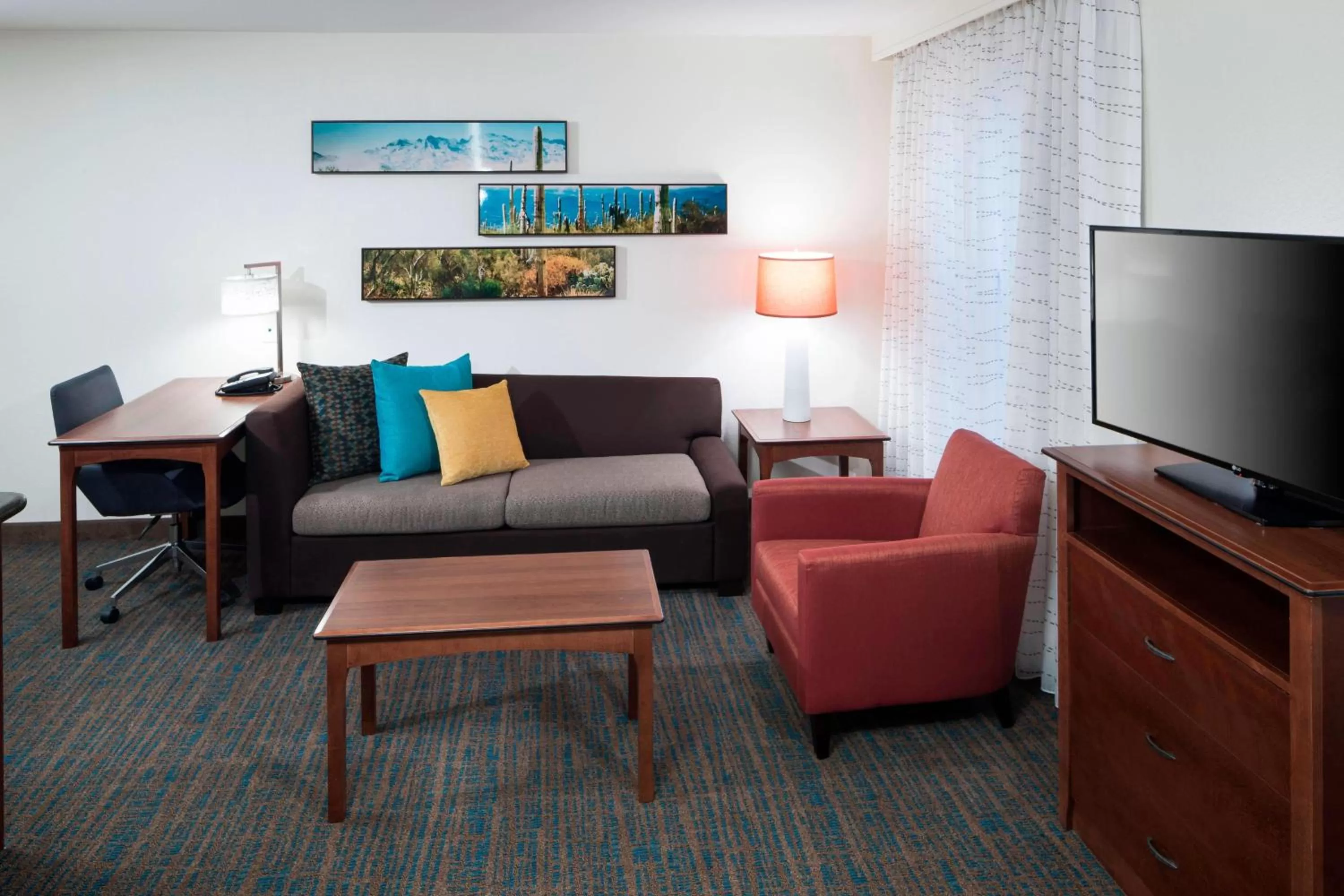 Bedroom in Residence Inn Tucson Airport