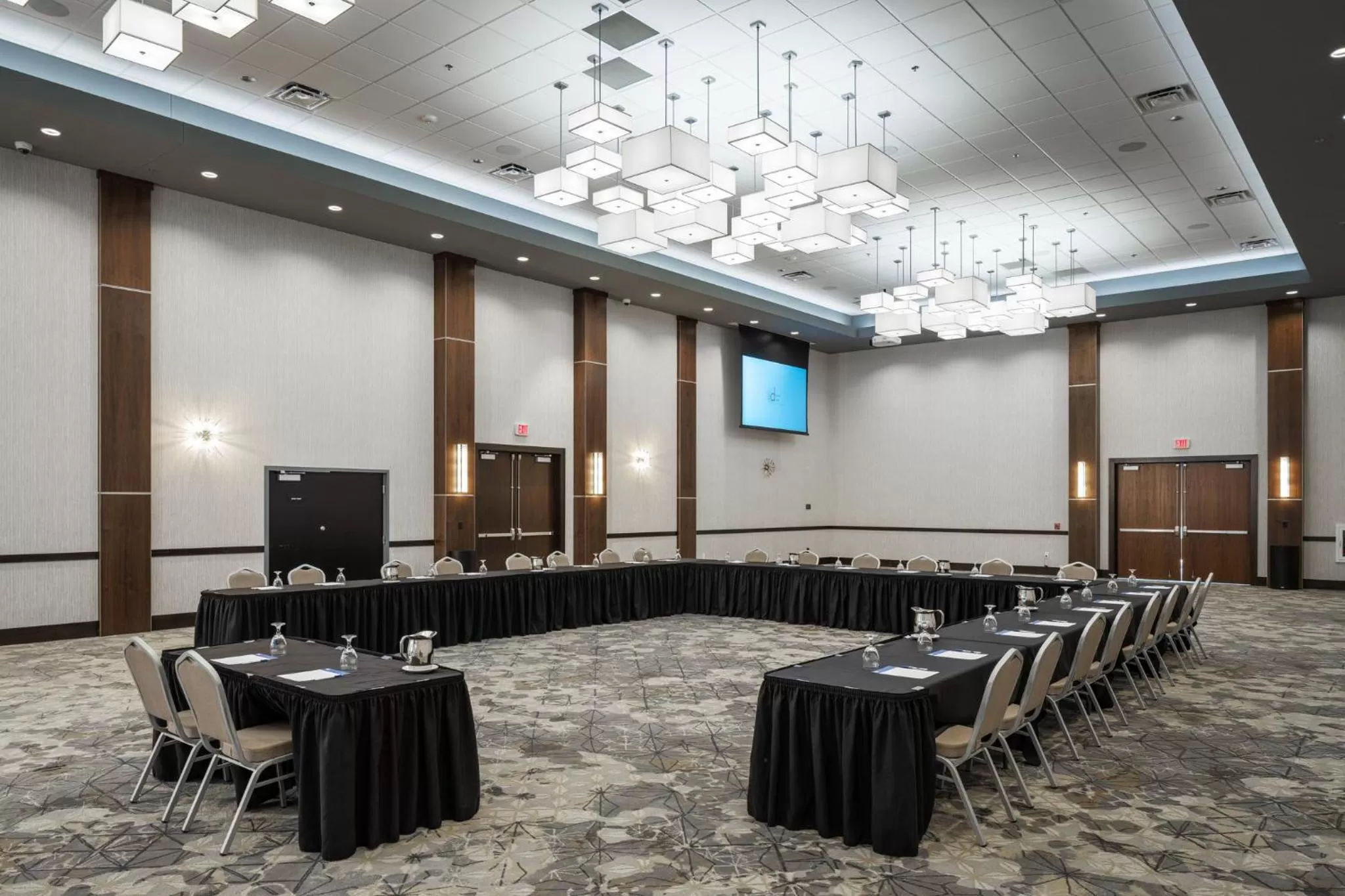 Meeting/conference room in Holiday Inn Express & Suites Sioux City North - Event Center by IHG