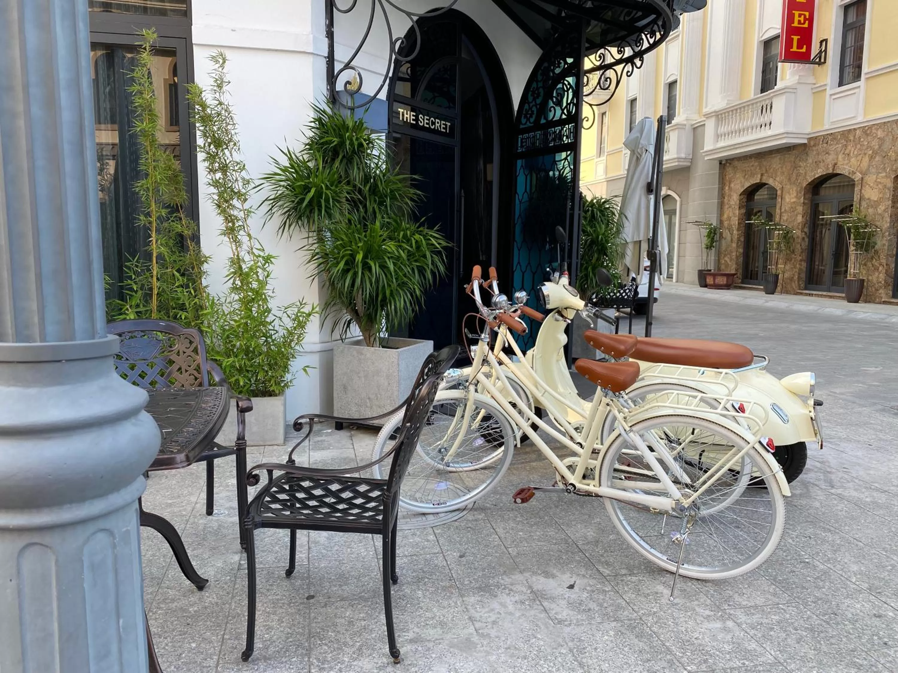 Other in The Secret HaLong