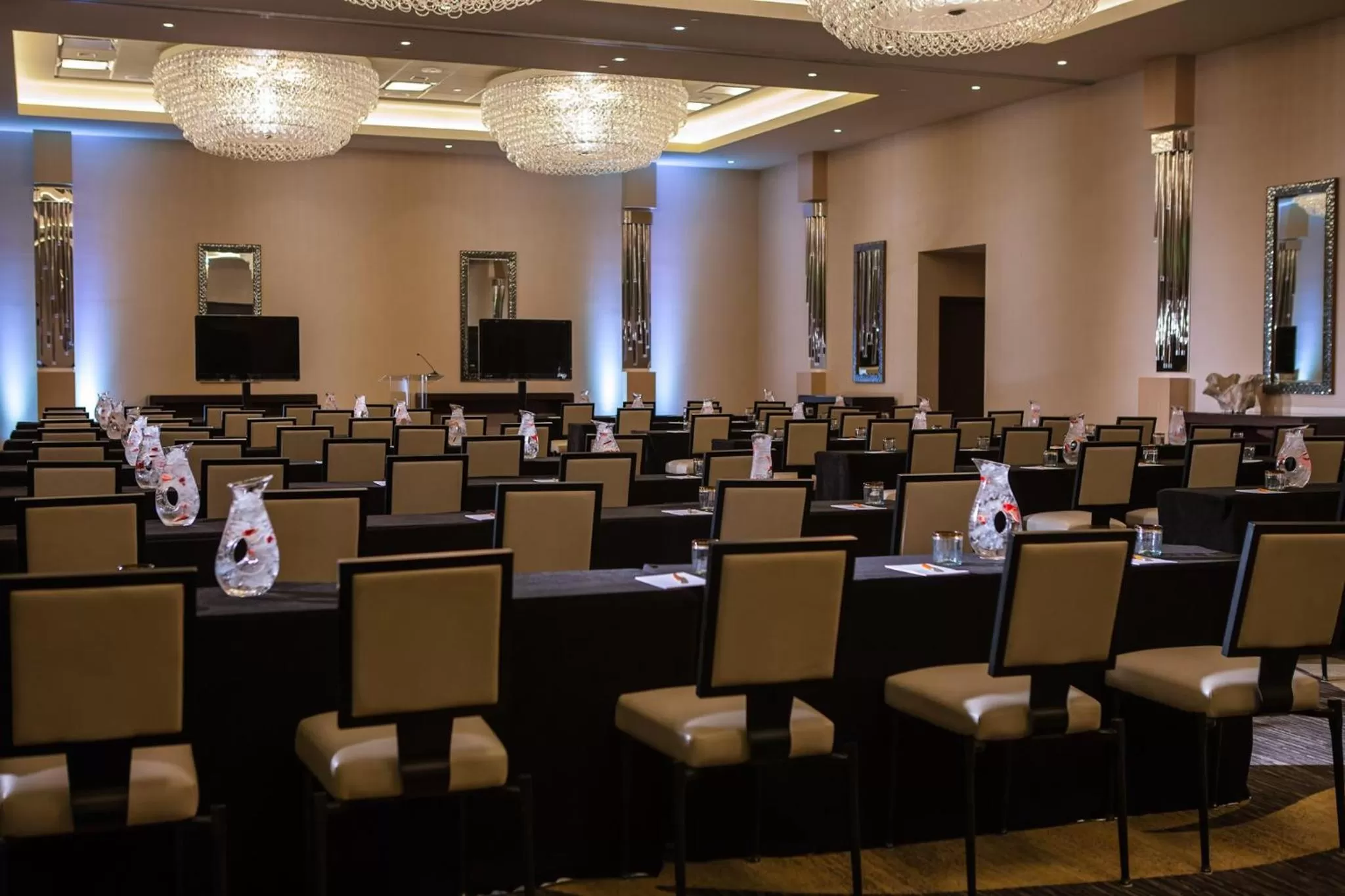 Meeting/conference room in Kimpton Hotel Palomar Phoenix Cityscape by IHG