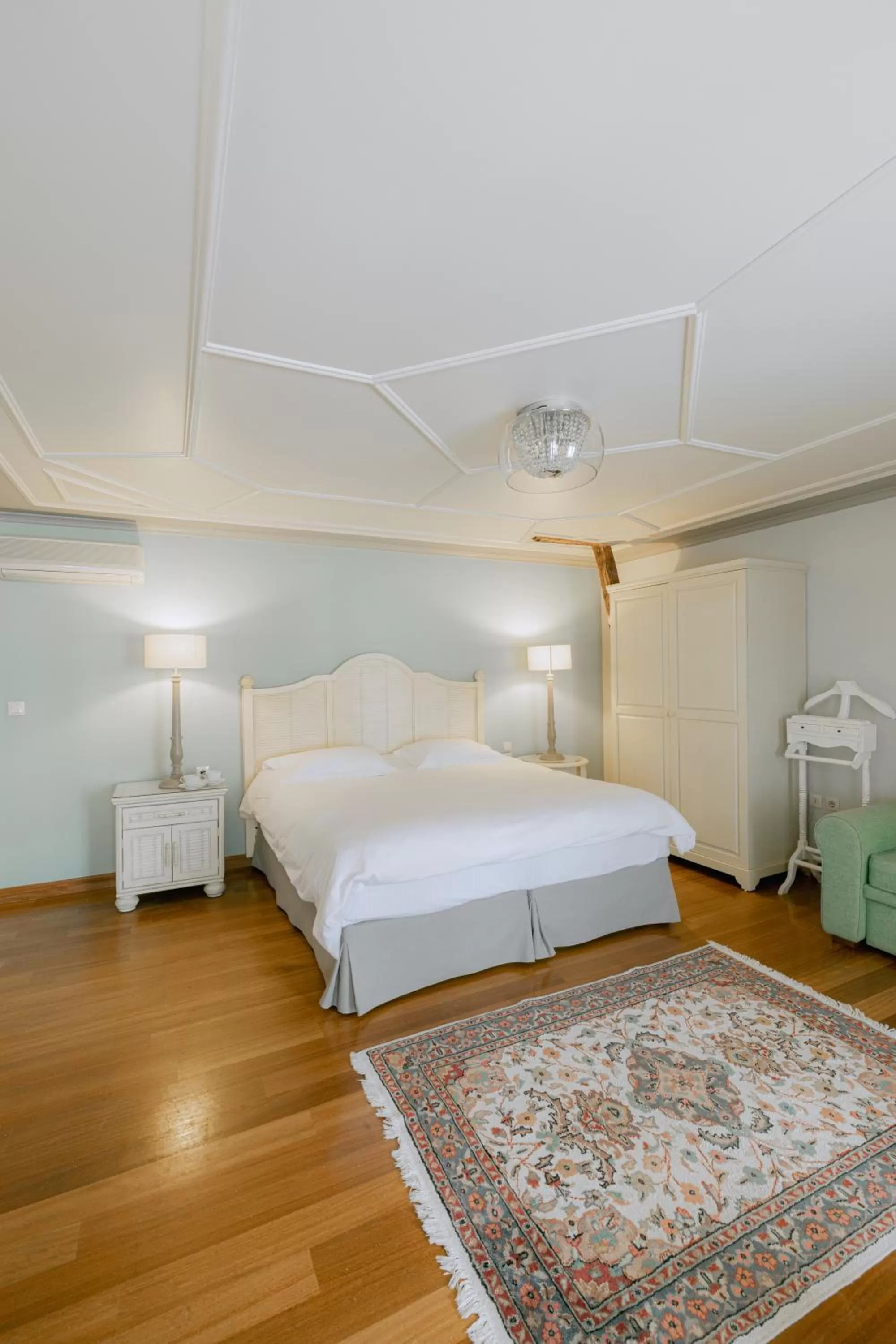 Bed in Kastello Hotel