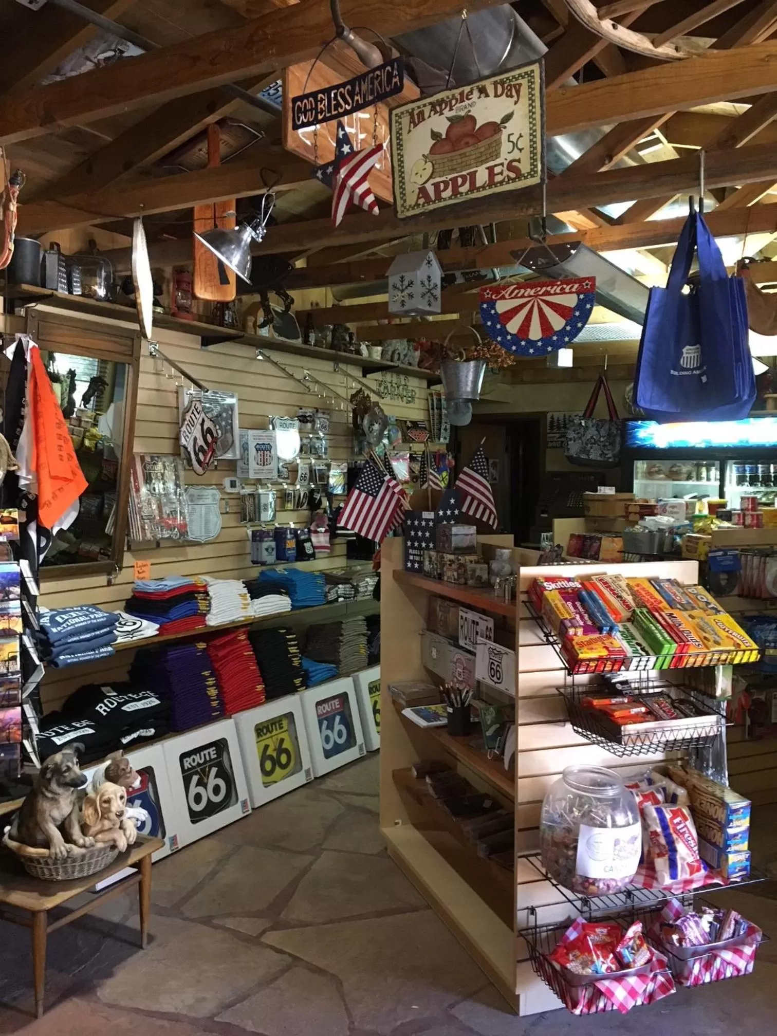 On-site shops in The Canyon Motel & RV Park