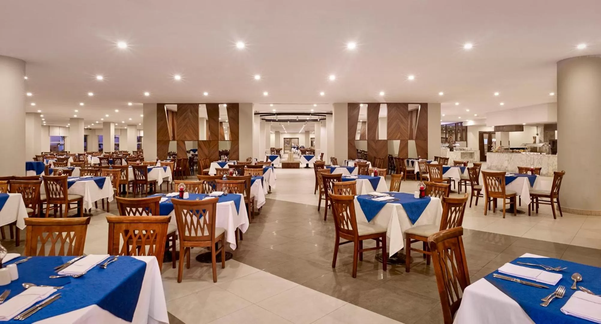 Restaurant/places to eat in Coral Sea Waterworld Sharm El Sheikh