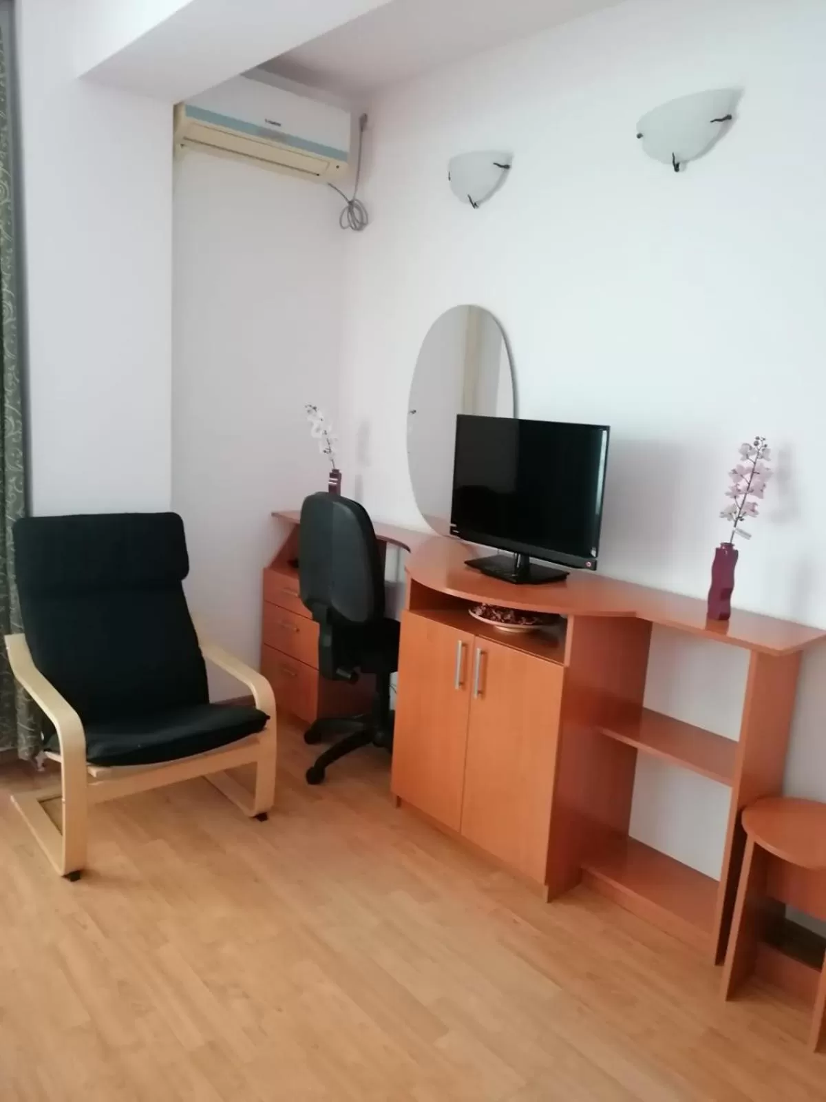 TV and multimedia in Villa Edera Residence - Gazda Profesionista