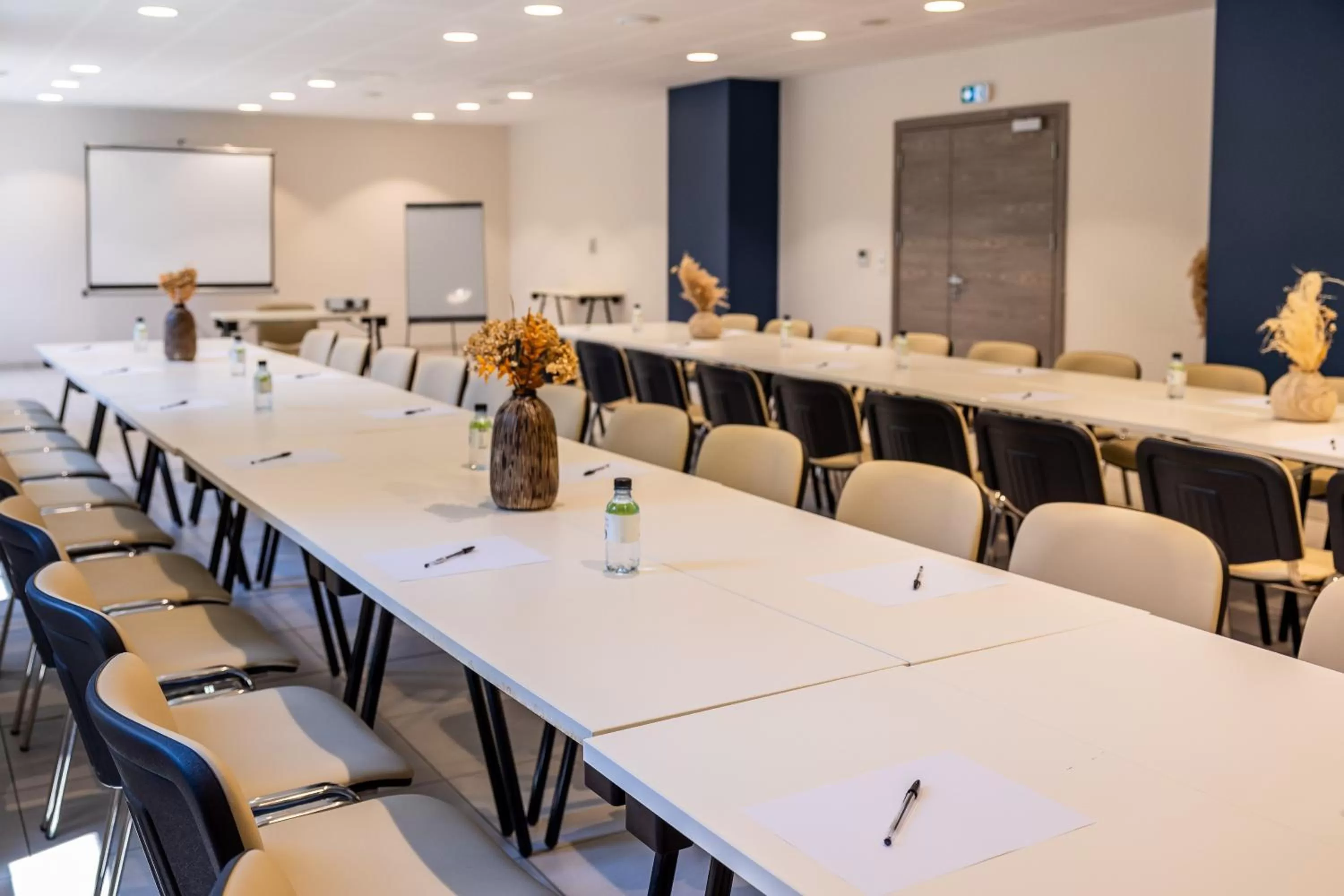 Meeting/conference room in Hôtel Le Bastia