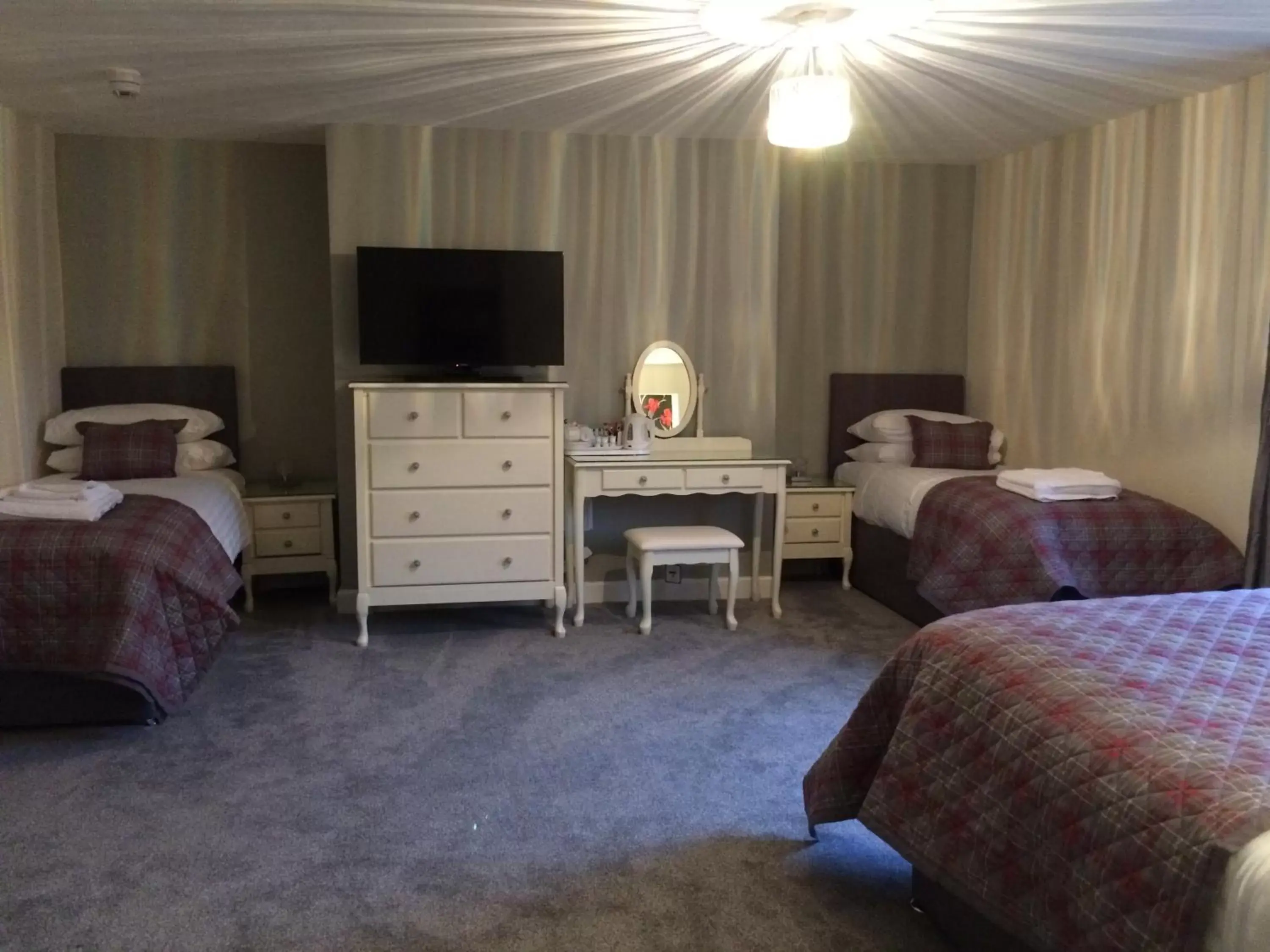 Superior Suite in The Eagles Hotel Superior Suite in The Eagles Hotel