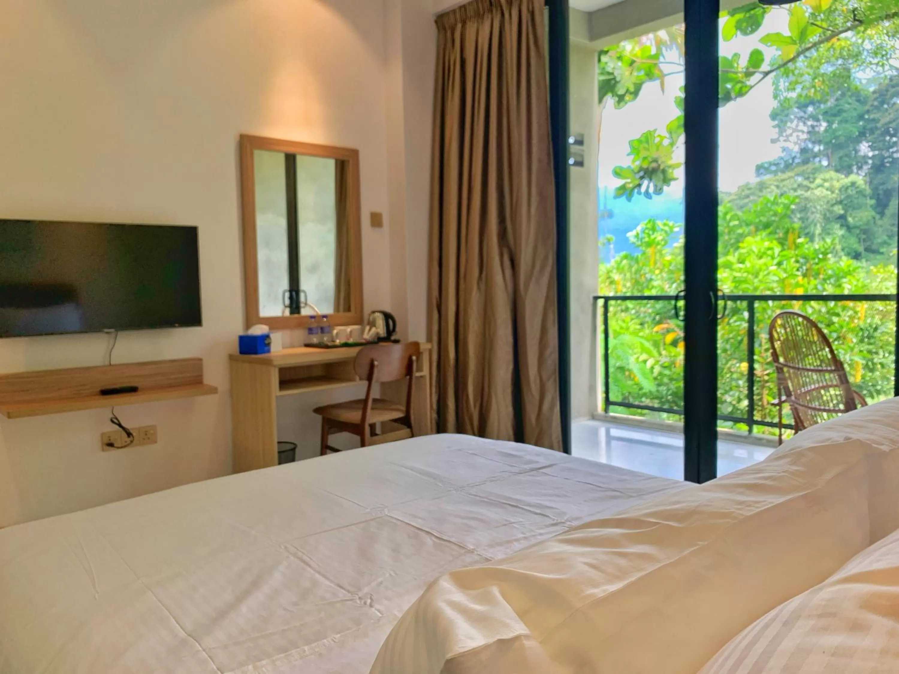 Bed in Harmony Valley Retreat