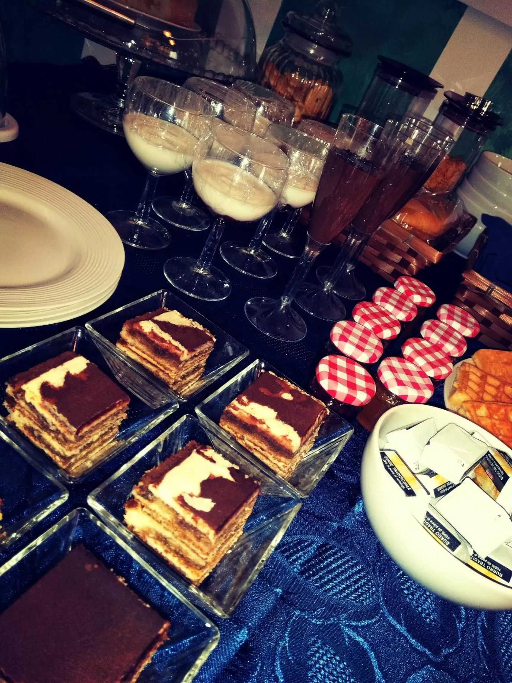 Breakfast in Bed & Chic bed & breakfast