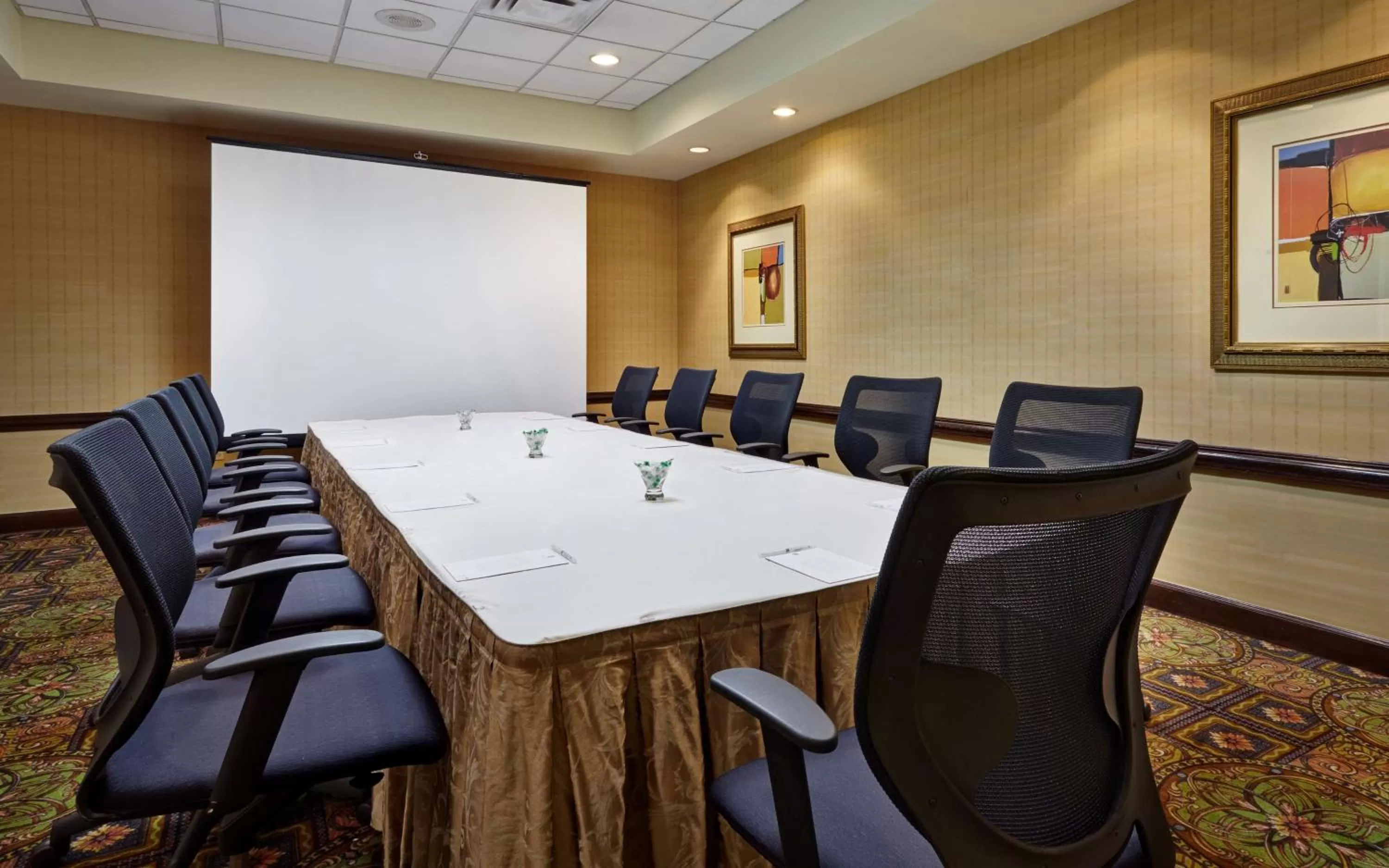 Meeting/conference room in Embassy Suites Parsippany