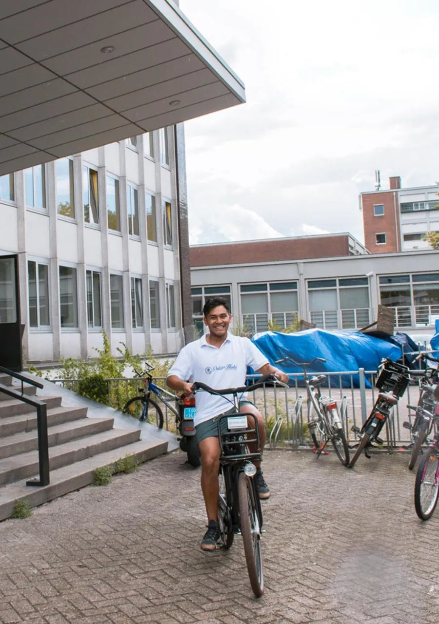 Day in Dutchies Hostel