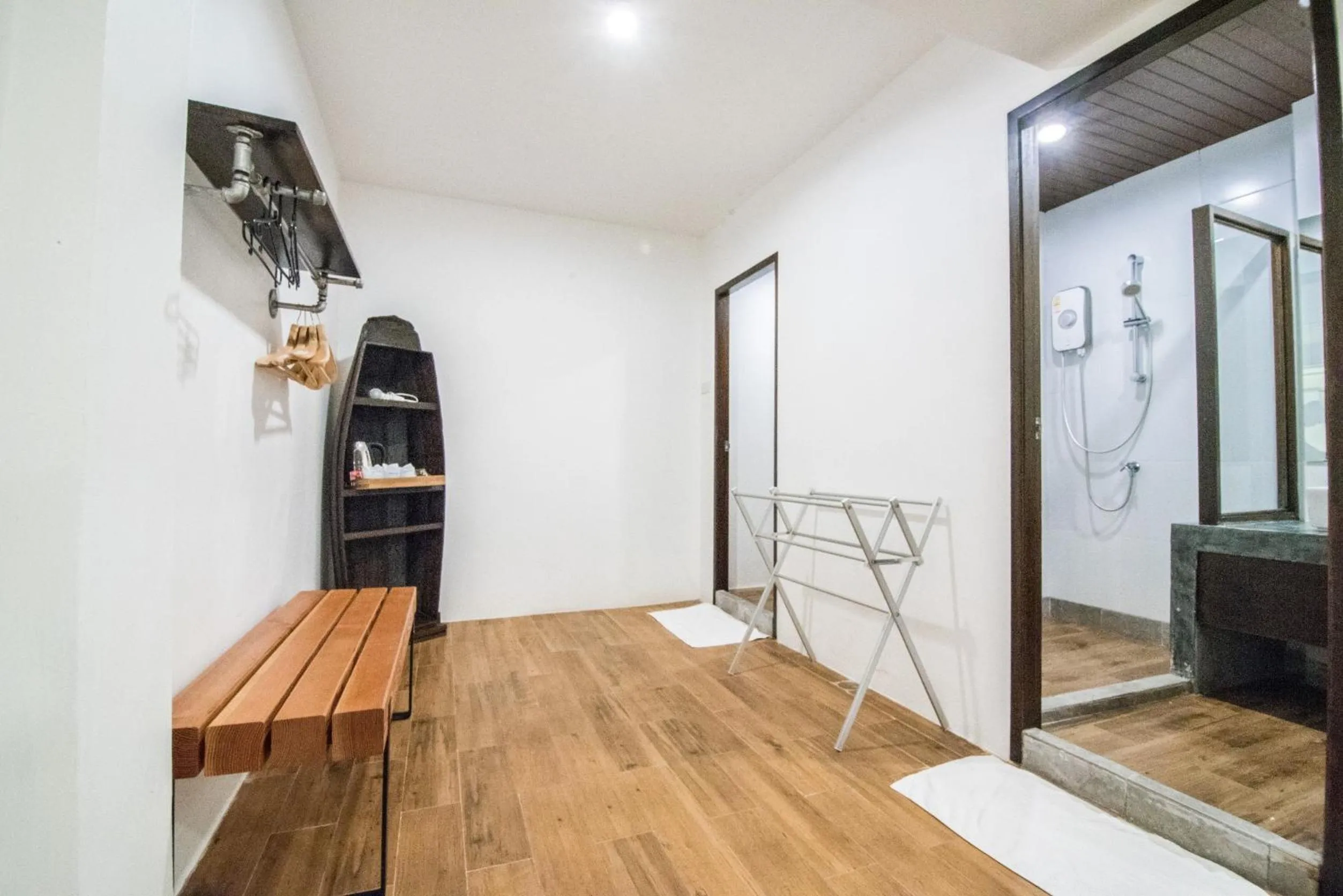 Baantalay Thungwualaen