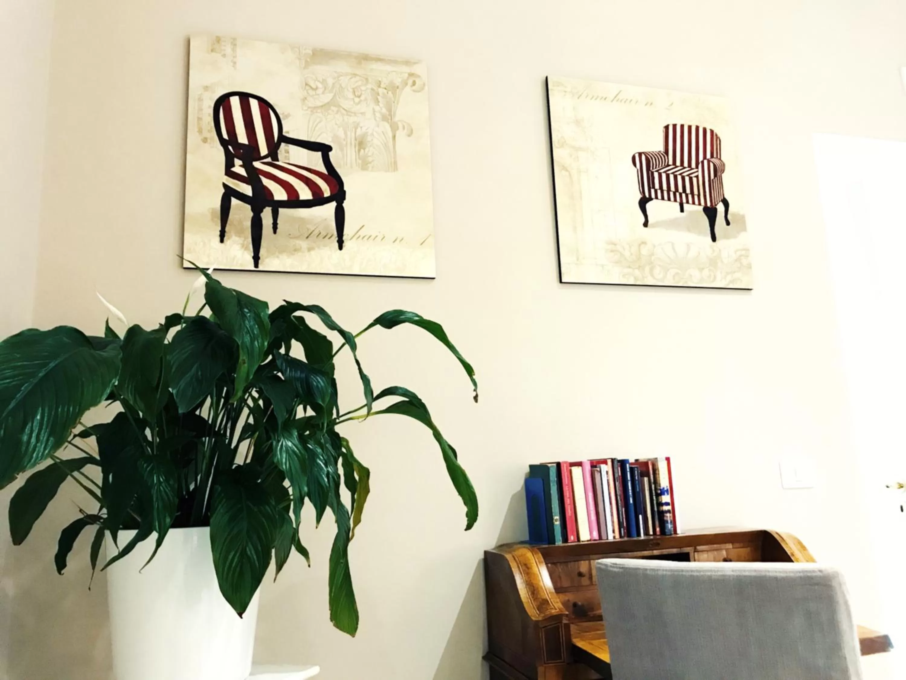 Seating area in Rome Garden Hotel