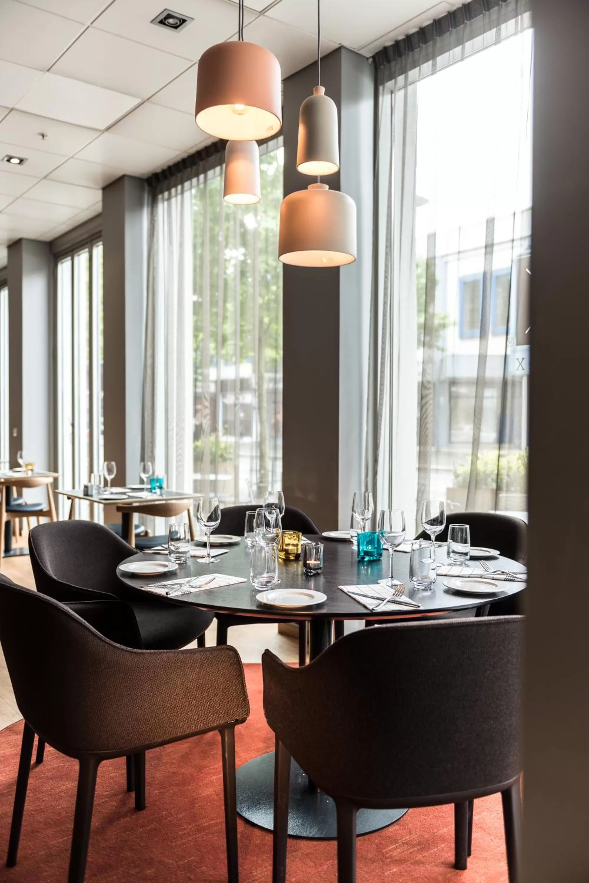 Restaurant/places to eat in Quality Hotel Residence